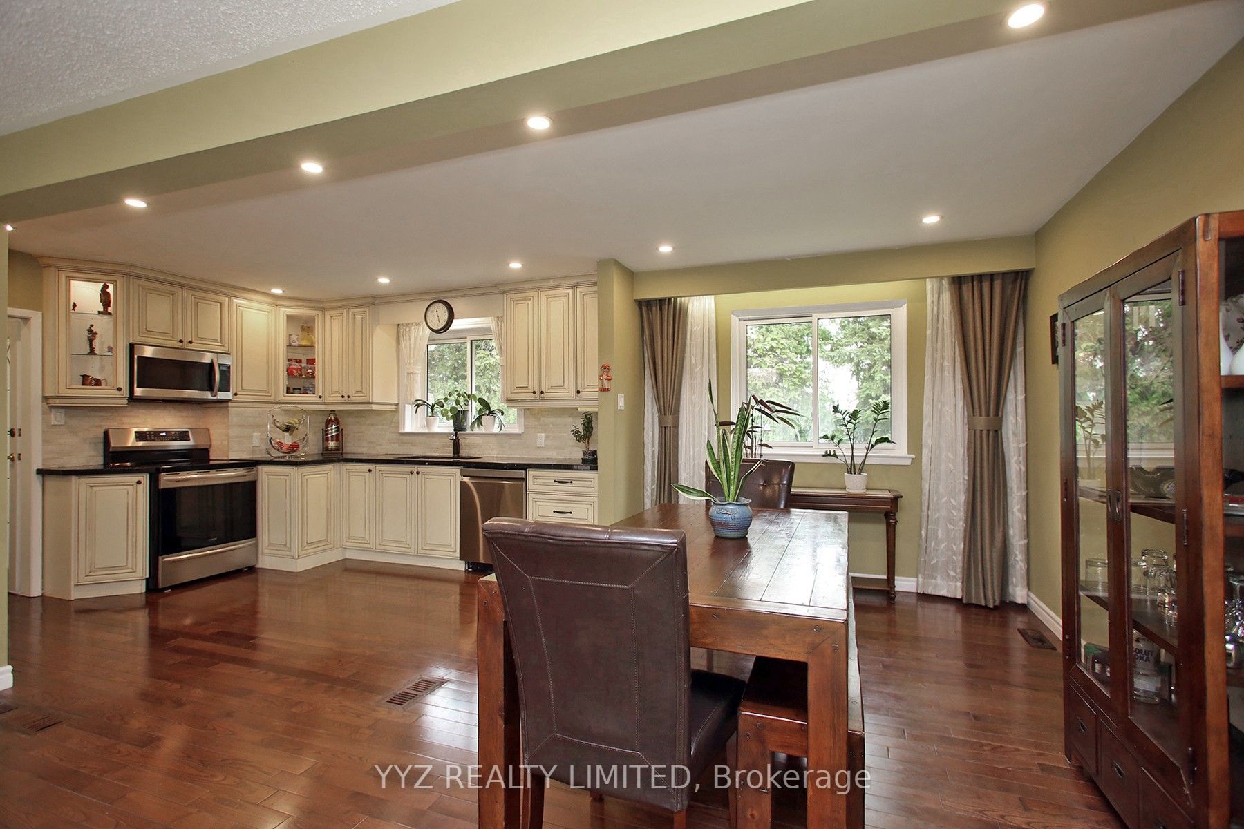 8 Snowcrest Avenue, Toronto, ON M2K 2K6 photo 4