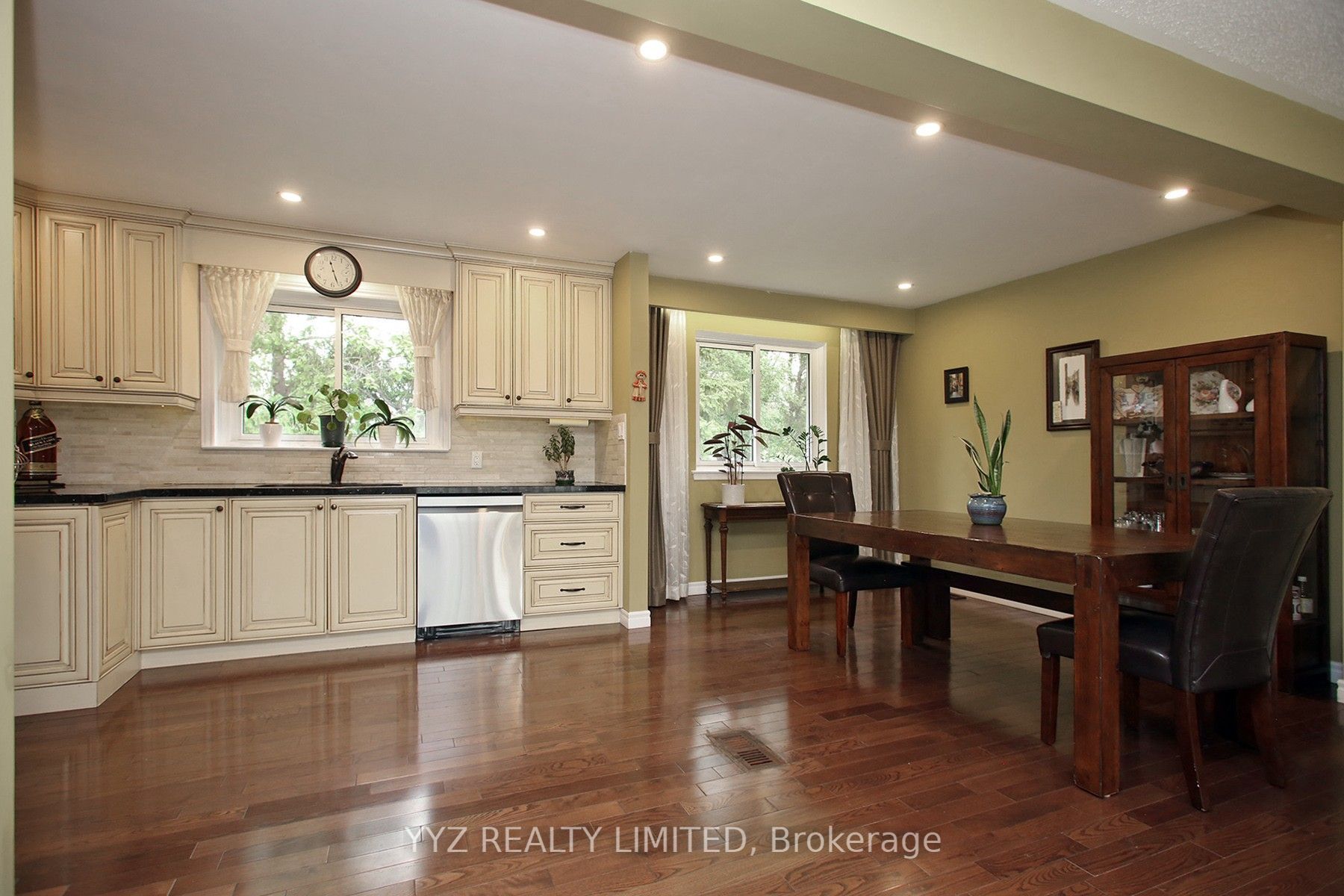 8 Snowcrest Avenue, Toronto, ON M2K 2K6 photo 5