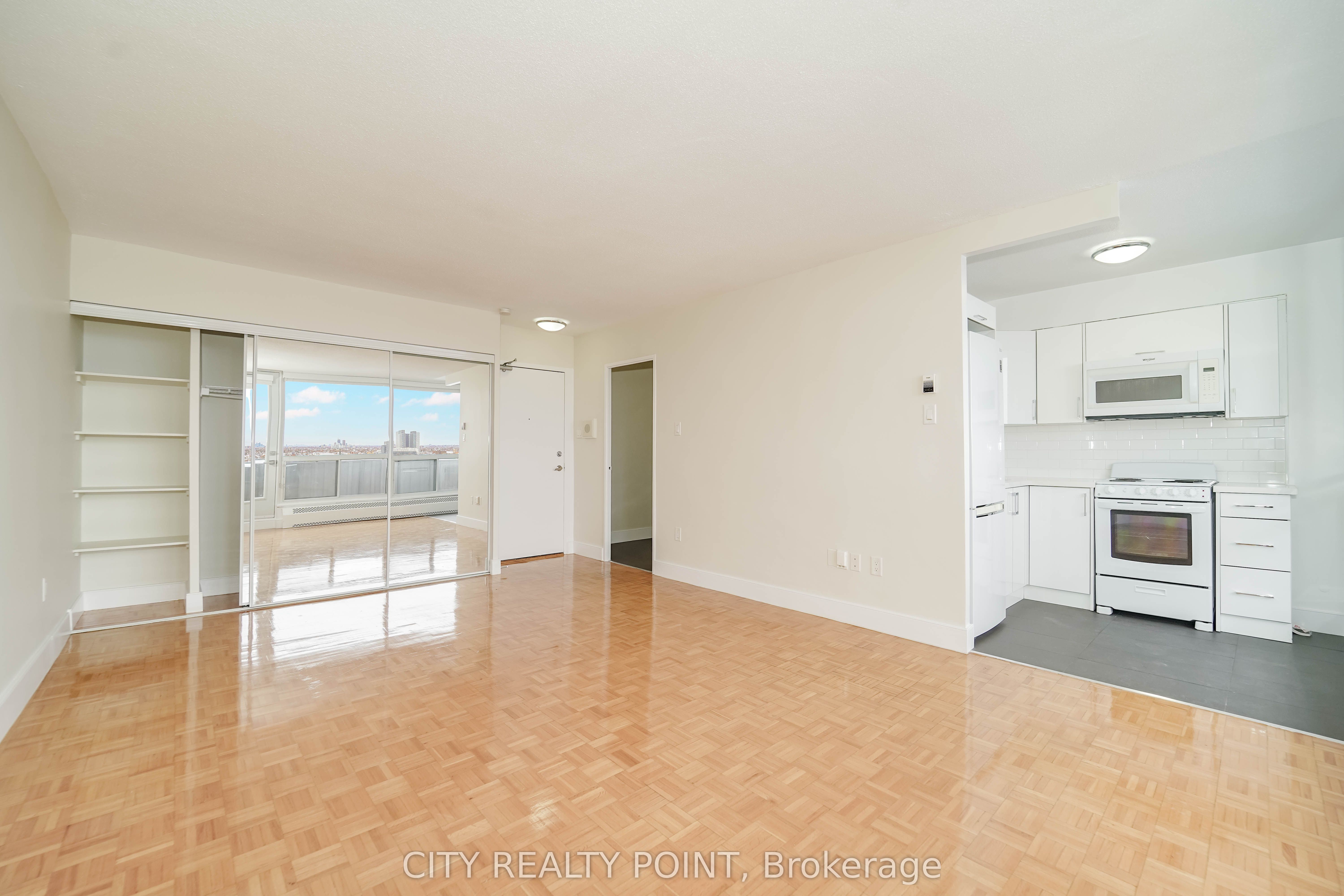 666 Spadina Avenue 1007, Toronto, ON M5S 2H8 photo 3