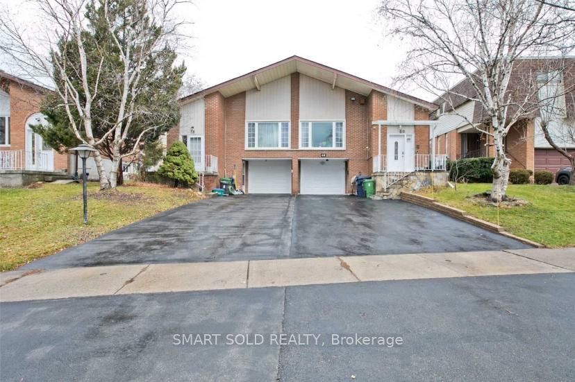 40 Mintwood Drive Upper, Toronto, ON M2M 3A7