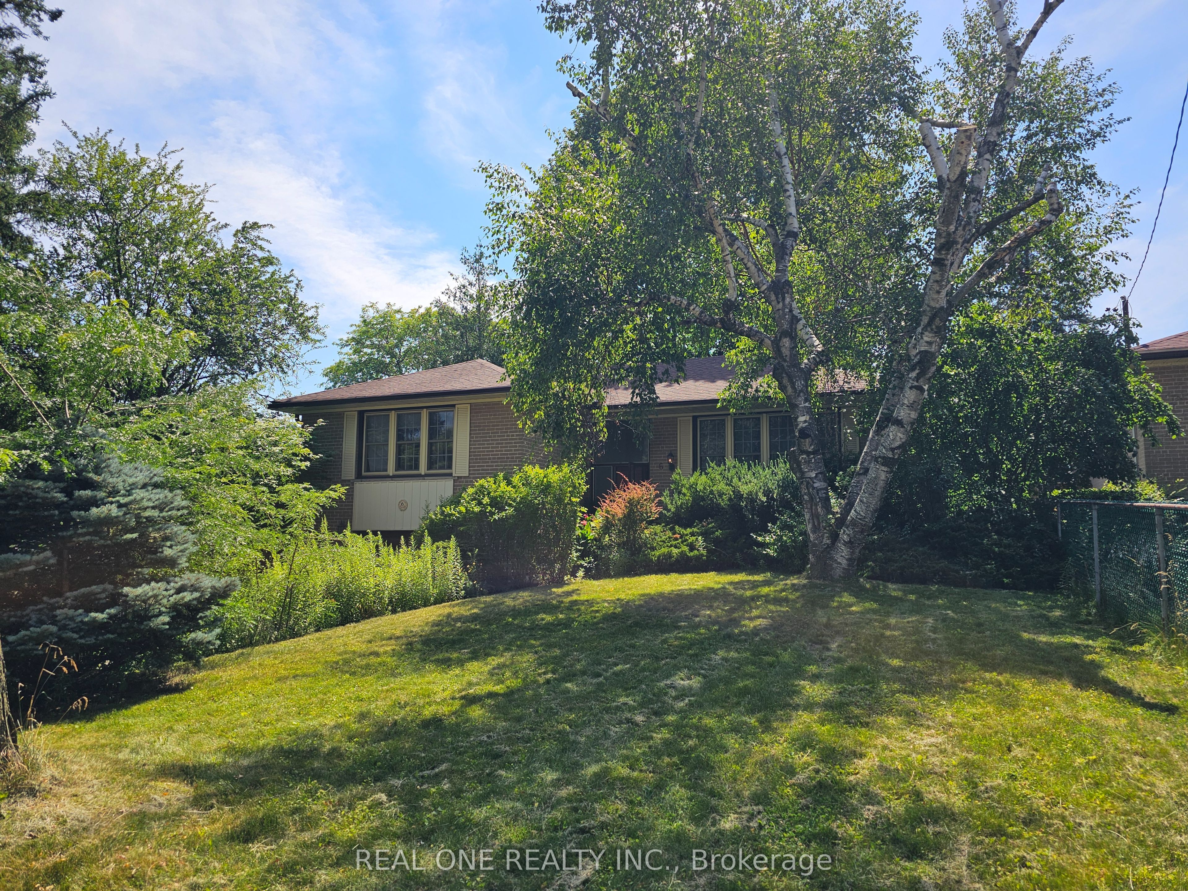 6 Fairhill Crescent, Toronto, ON M3A 1N6 photo 2
