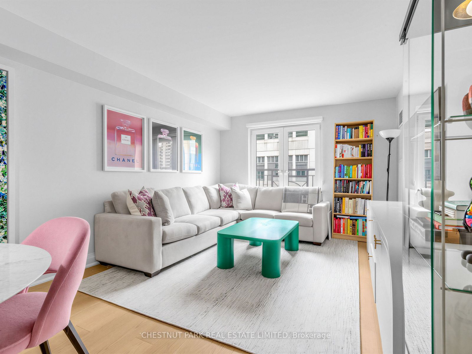 1 Balmoral Avenue 505, Toronto, ON M4V 3B9 photo 2