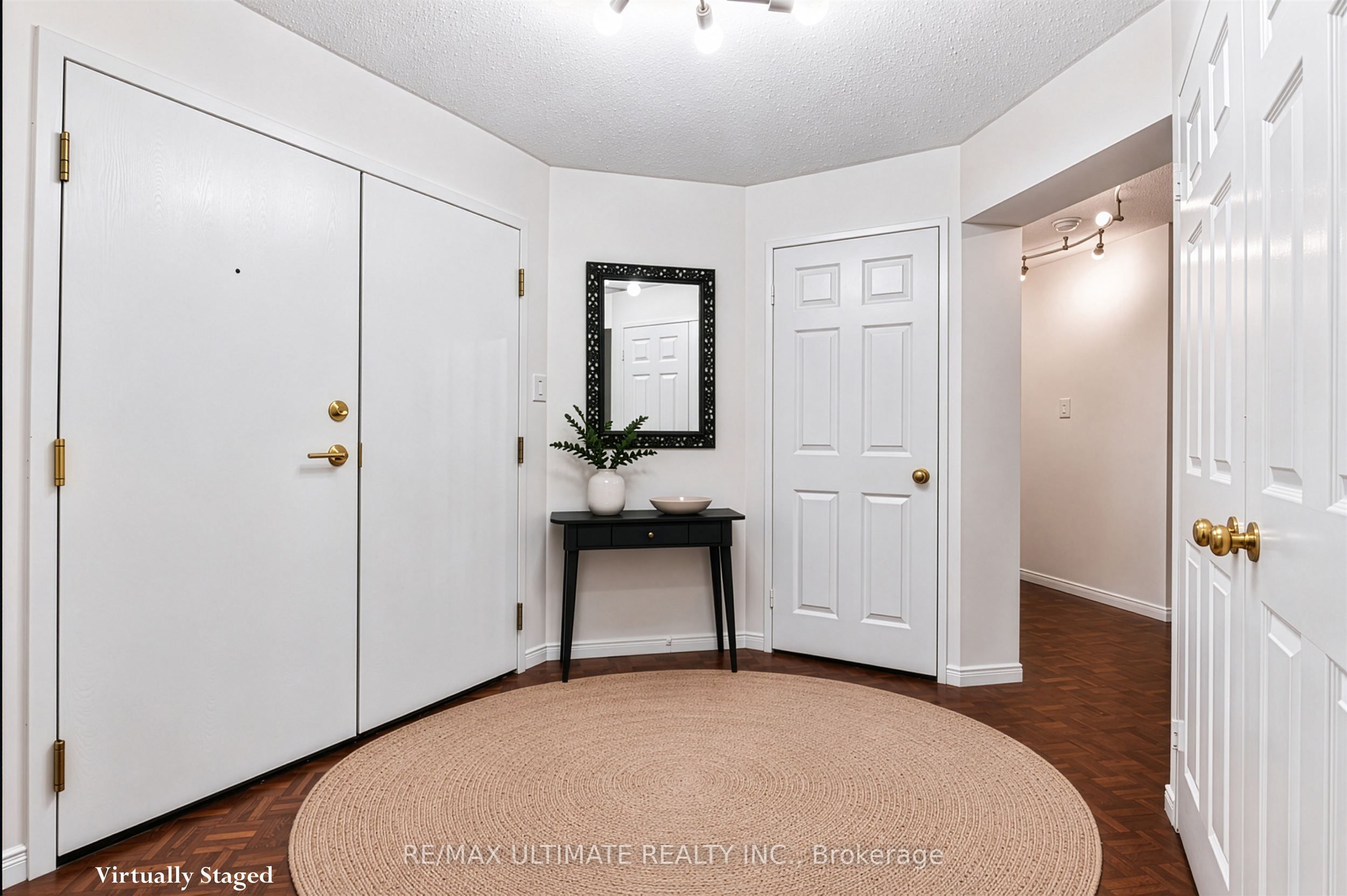 195 St Patrick Street 708, Toronto, ON M5T 2Y8 photo 5