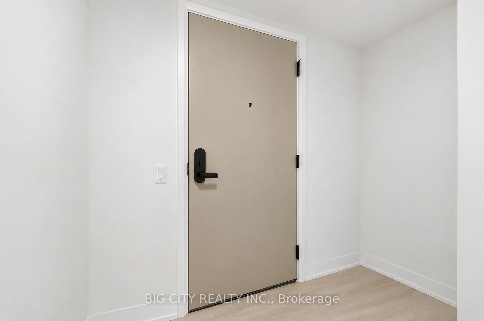 25 Frederick Todd Way 1004, Toronto, ON M4G 0C9 photo 3