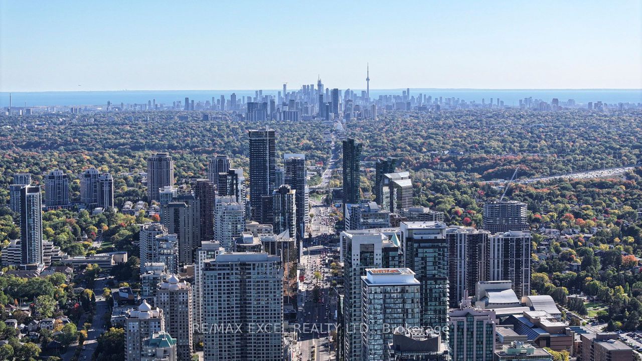 18 Holmes Avenue 2602, Toronto, ON M2N 0E1 photo 2