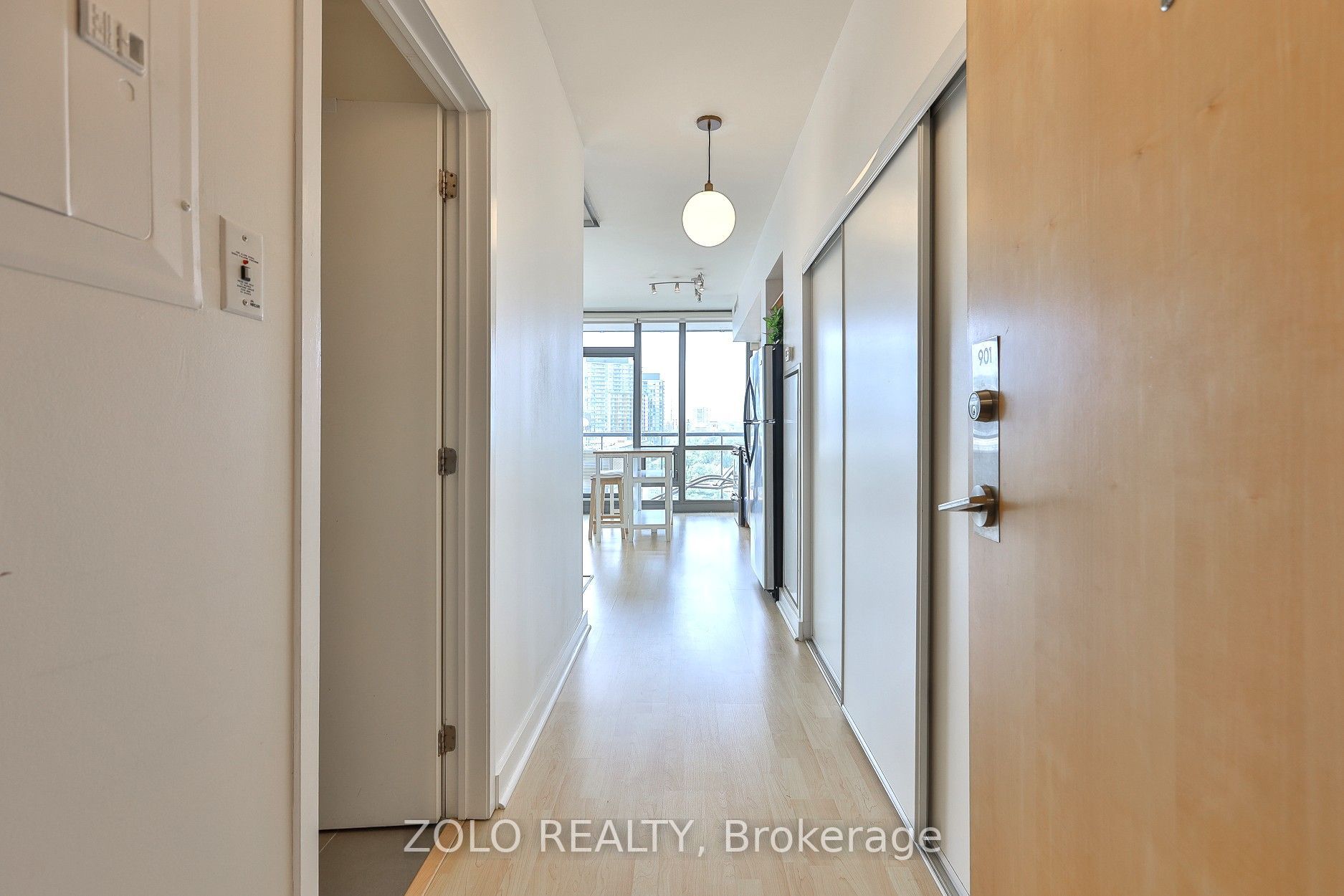 33 Mill Street 901, Toronto, ON M5A 3R3 photo 5