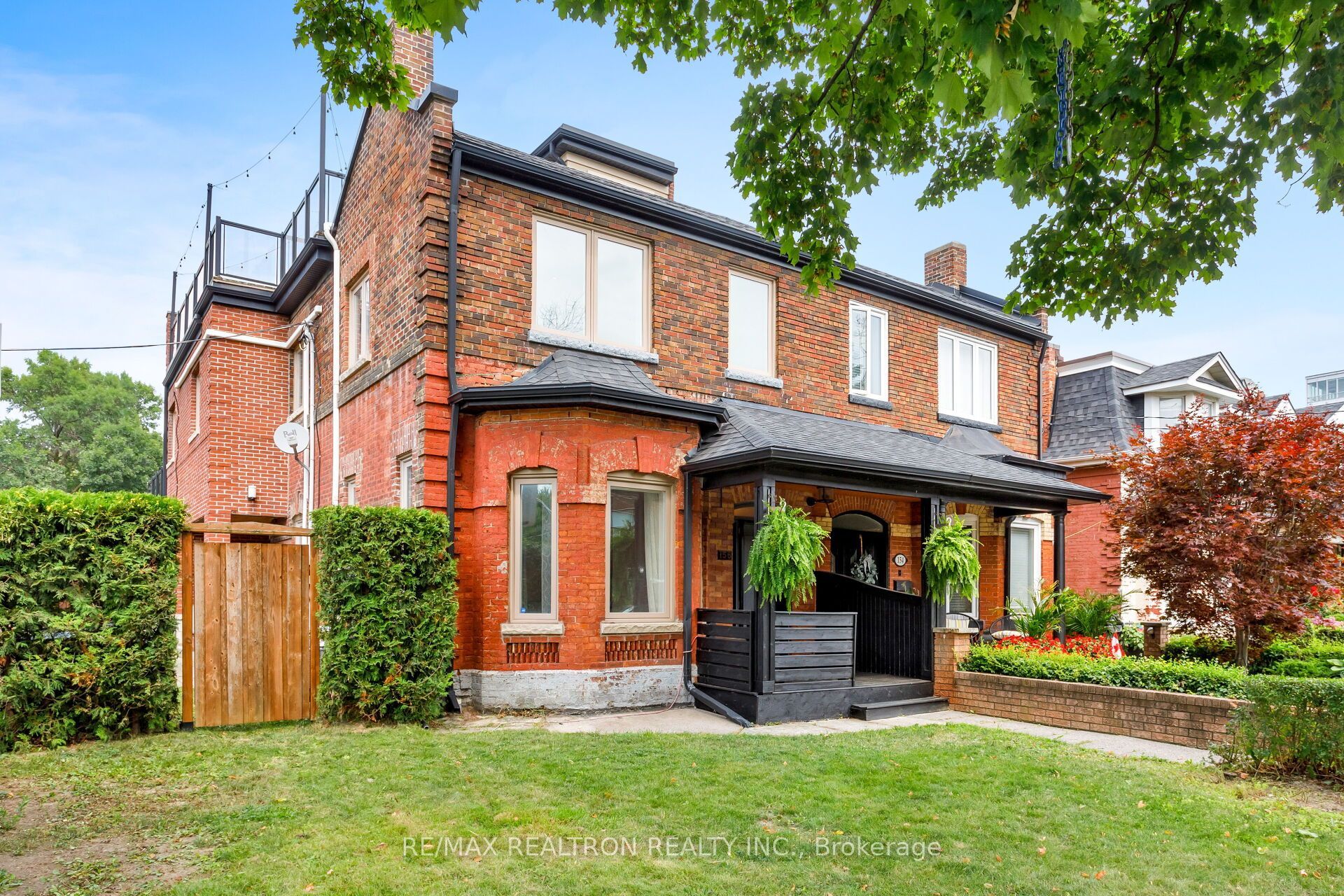 156 Argyle Street, Toronto, ON M6J 1P1 photo 3