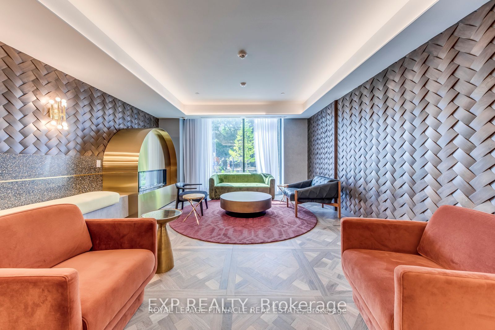 5 Lakeview Avenue 415, Toronto, ON M6J 0H3 photo 2
