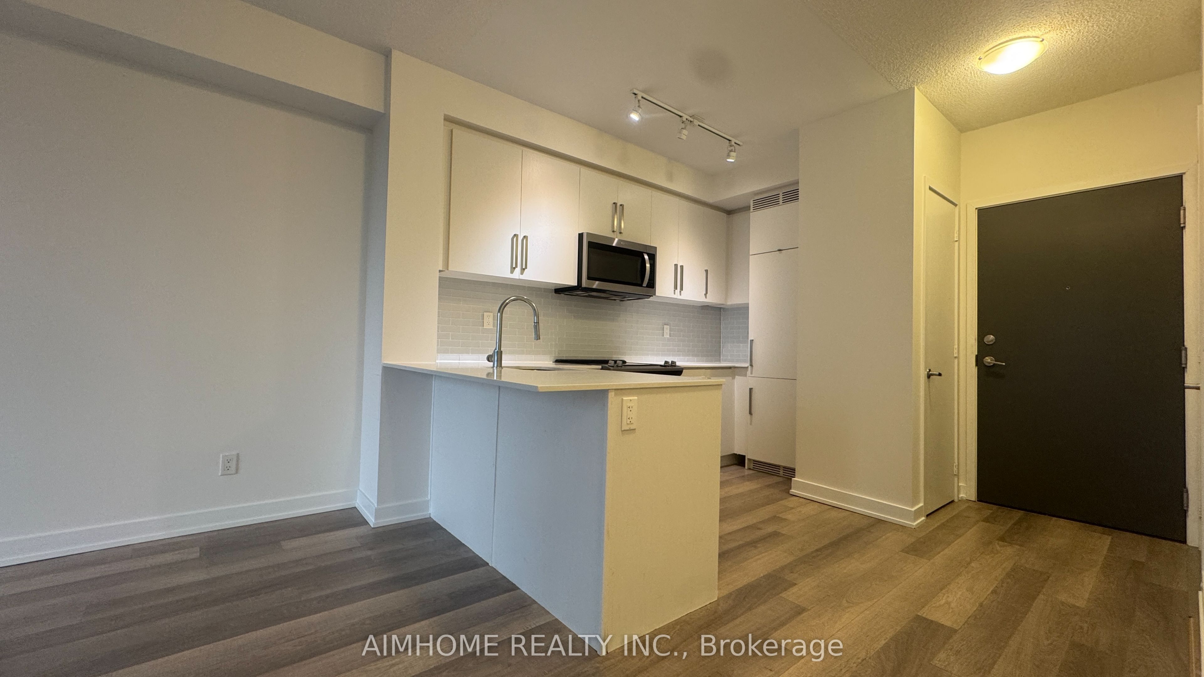 5180 Yonge Street 1902, Toronto, ON M2N 5P6 photo 4