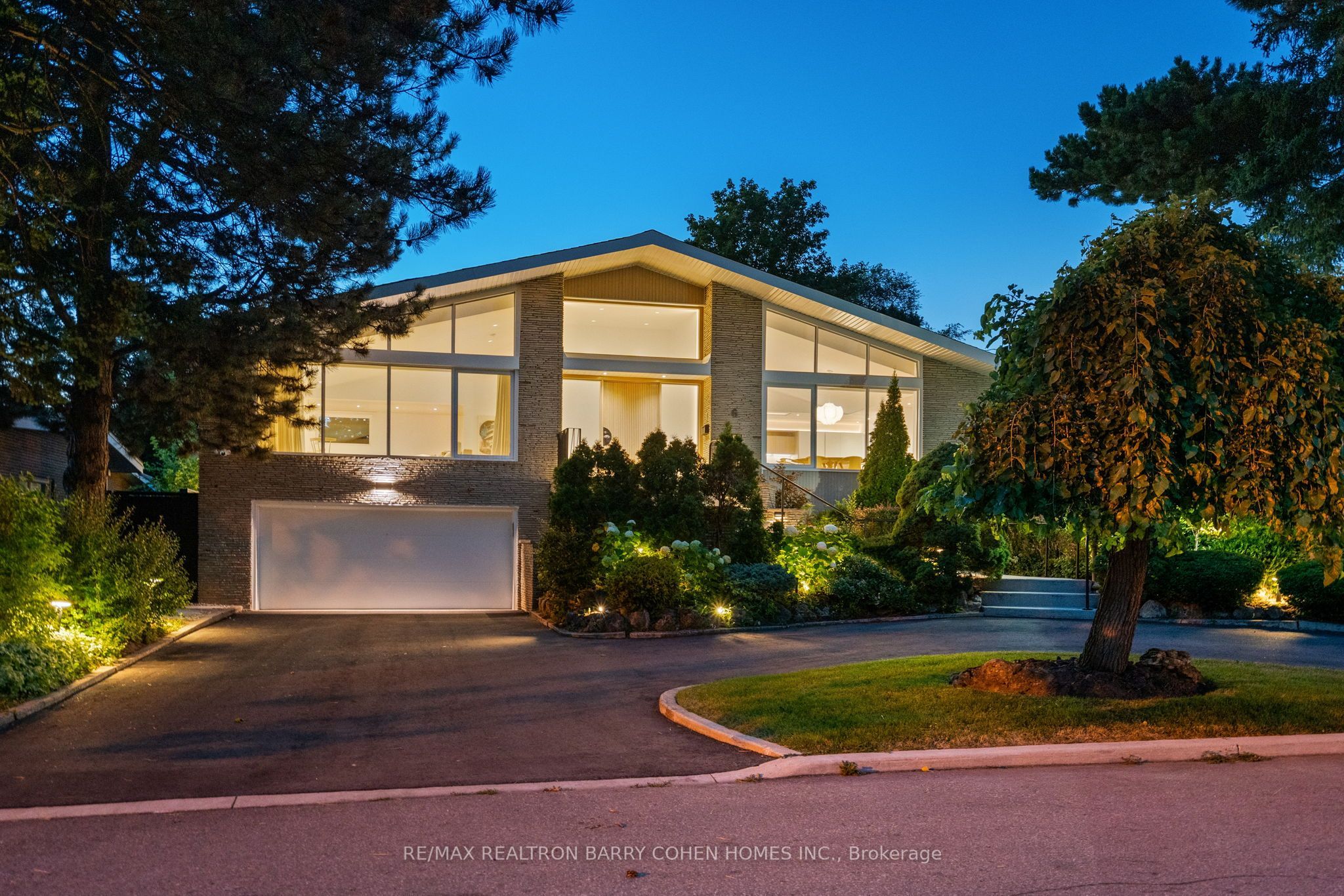 6 Denmark Crescent, Toronto, ON M2R 1J4 photo 3