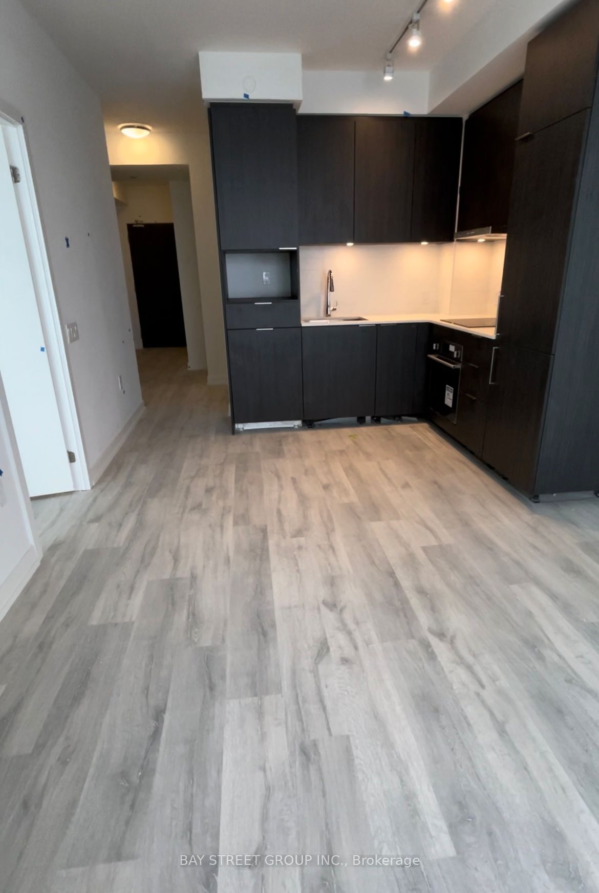 8 Olympic Garden Drive S2401, Toronto, ON M2M 0B9 photo 4