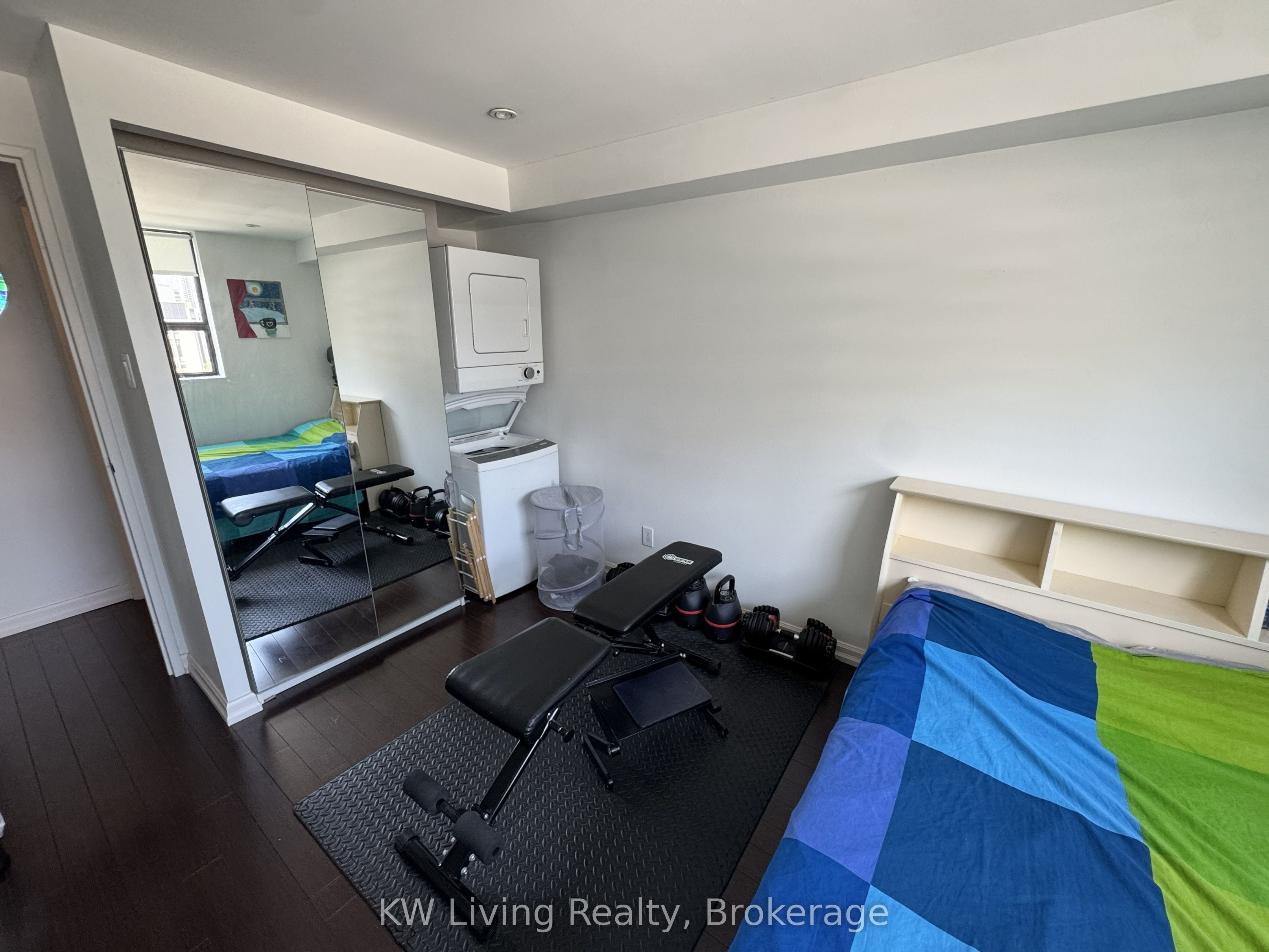 60 St Patrick Street 936, Toronto, ON M5T 2X5 photo 5