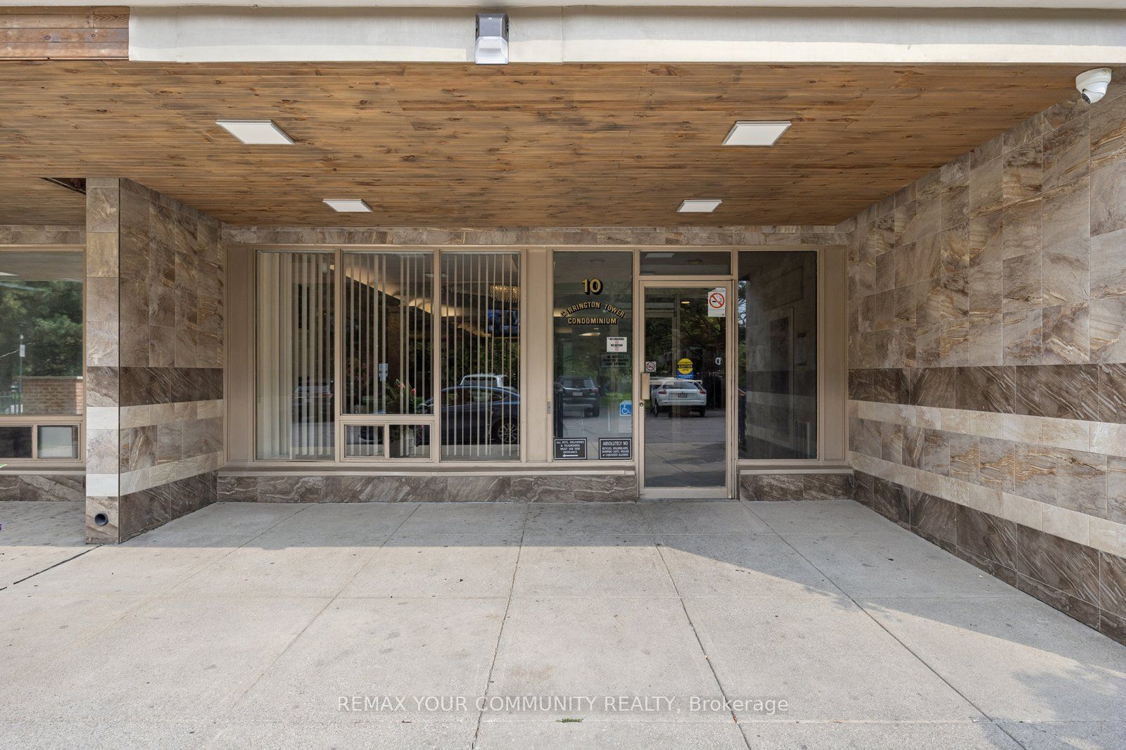 10 Tangreen Court 804, Toronto, ON M2M 4B9 photo 2