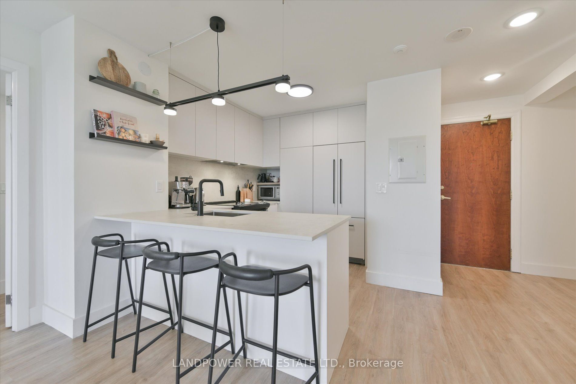 18 Kenaston Gardens 503, Toronto, ON M2K 1G8 photo 2