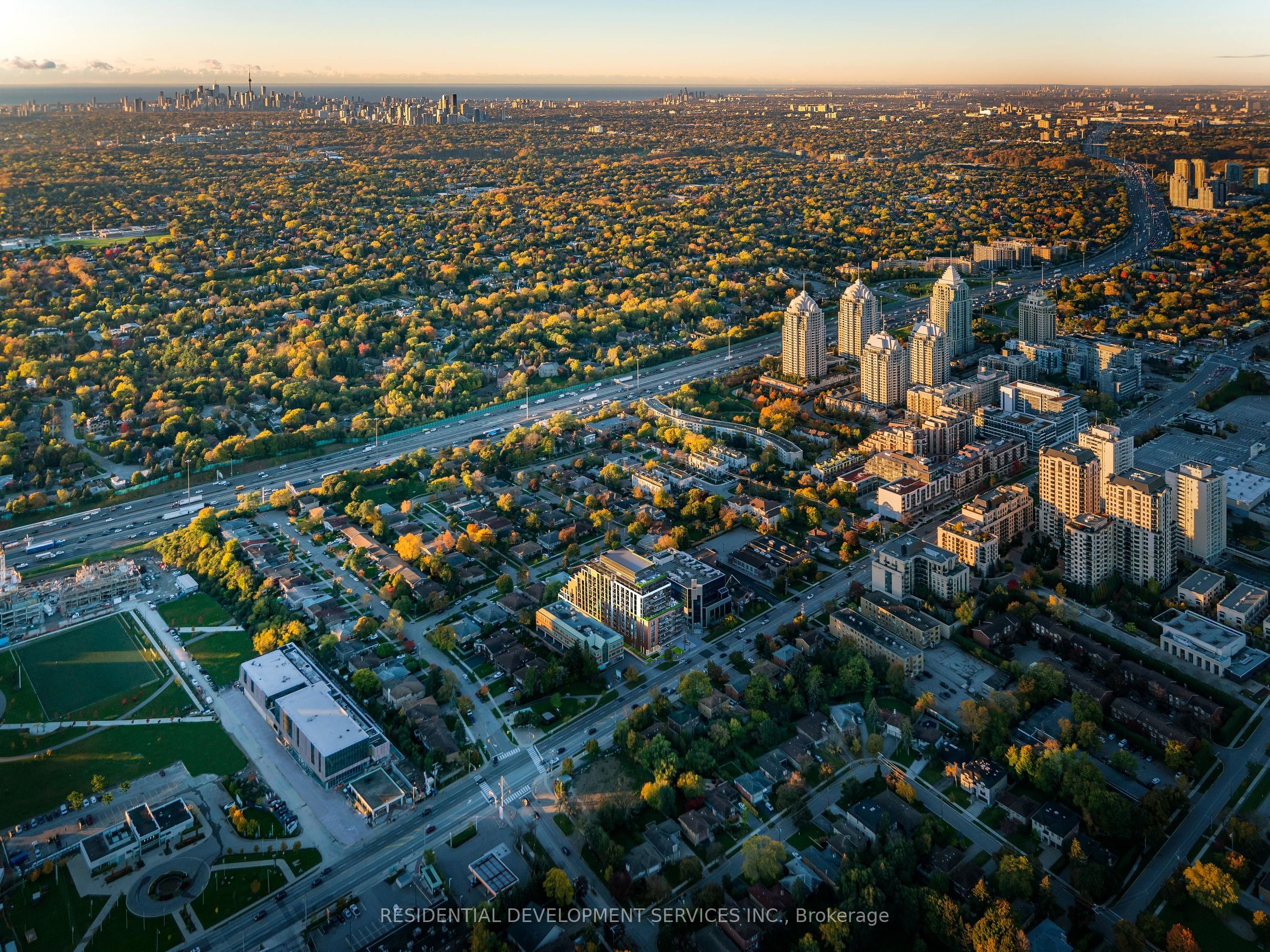 699 Sheppard Avenue E 701, Toronto, ON M2K 0J5 photo 3