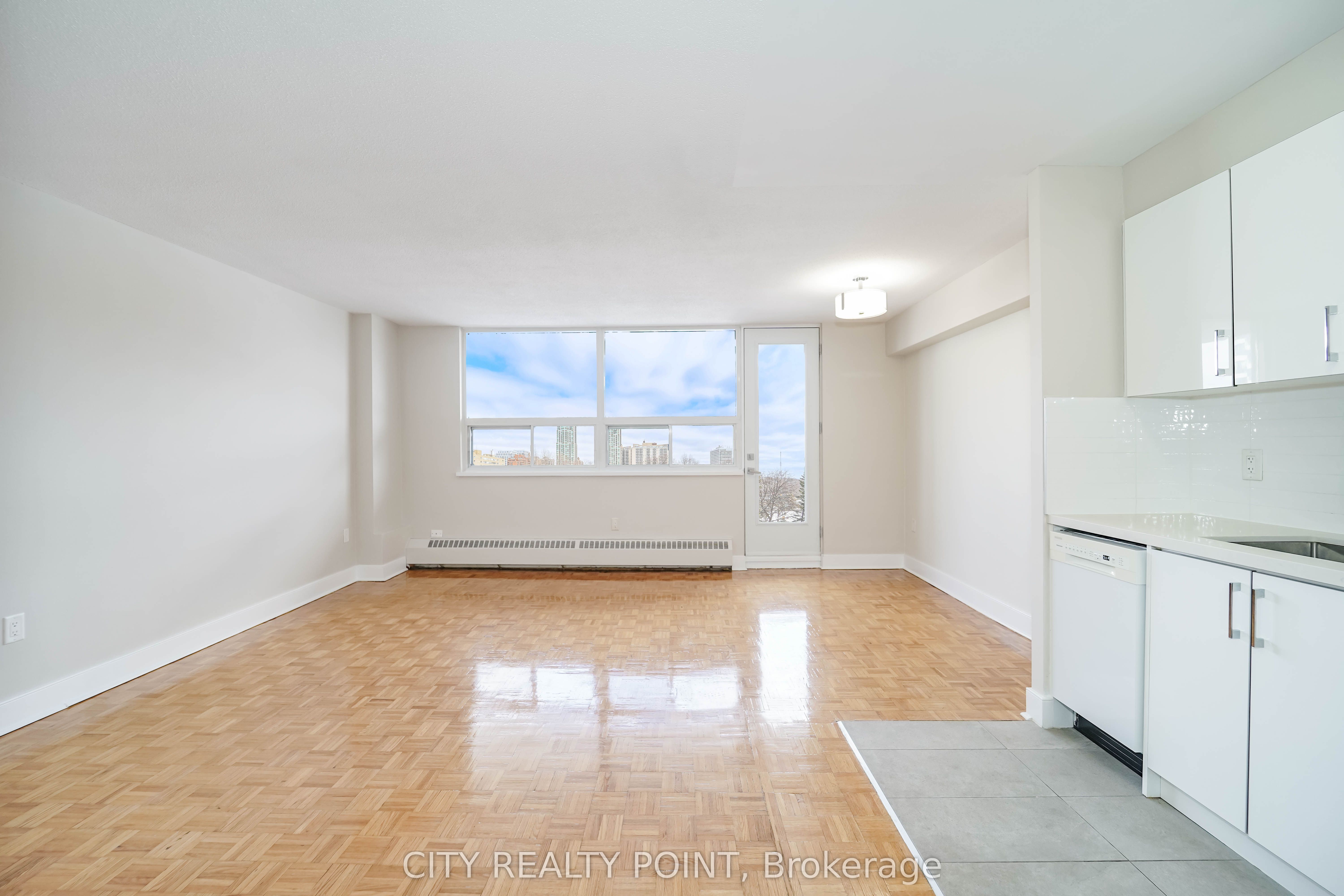 1500 Bathurst Street 304, Toronto, ON M5P 3L3 photo 5