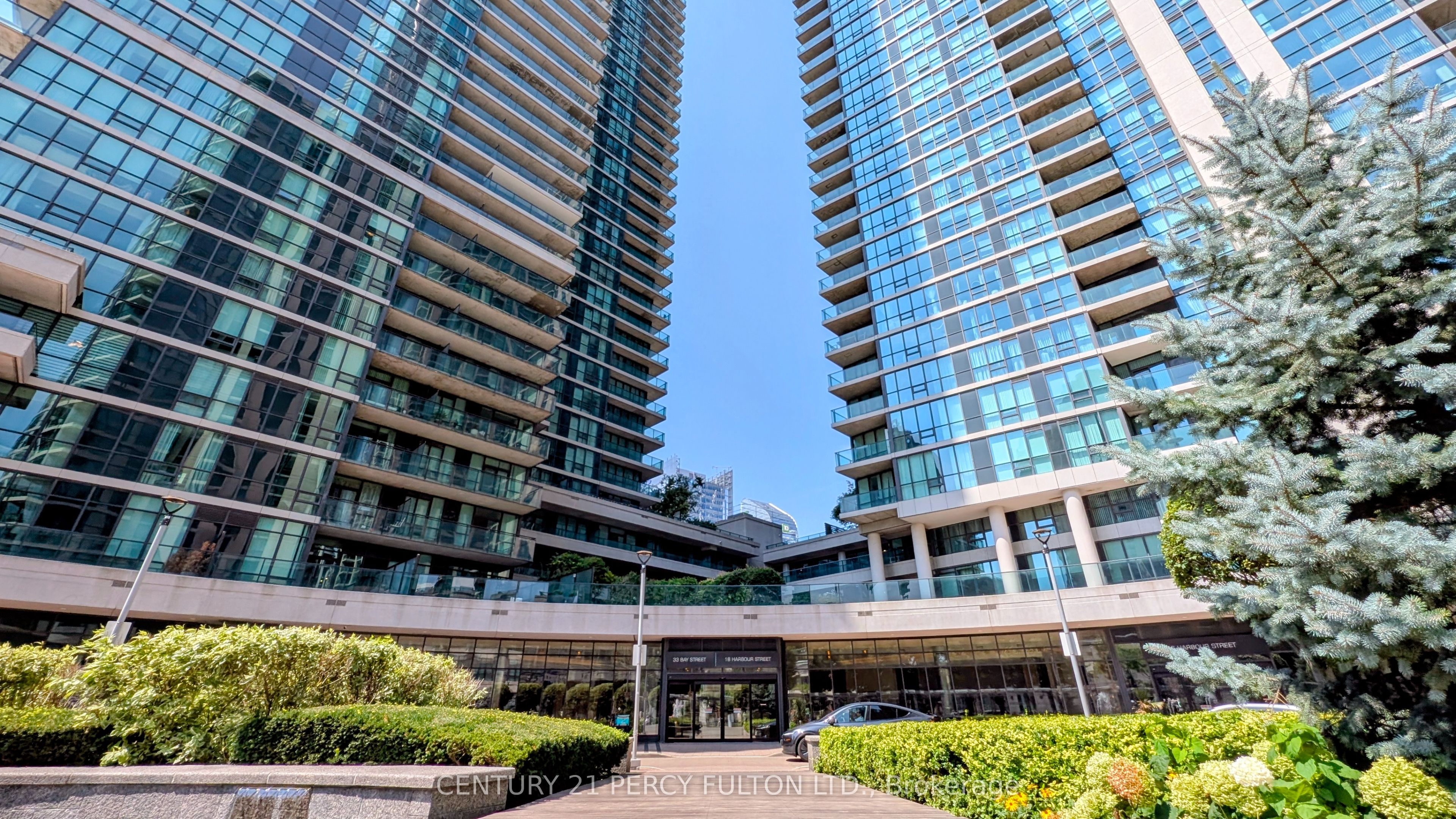 33 Bay Street 1303, Toronto, ON M5J 2Z3