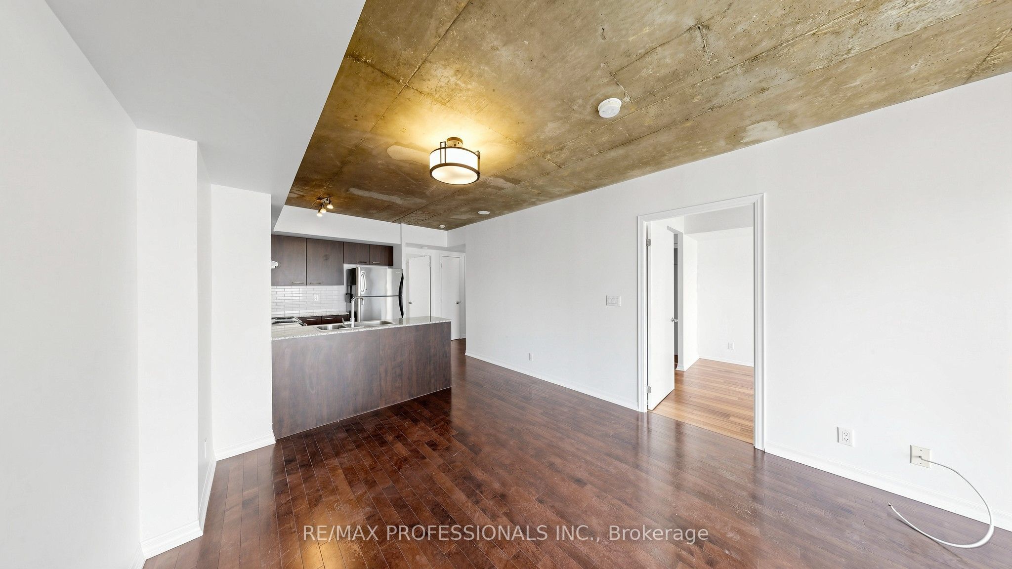 22 Wellesley Street E 2008, Toronto, ON M4Y 1G3 photo 3