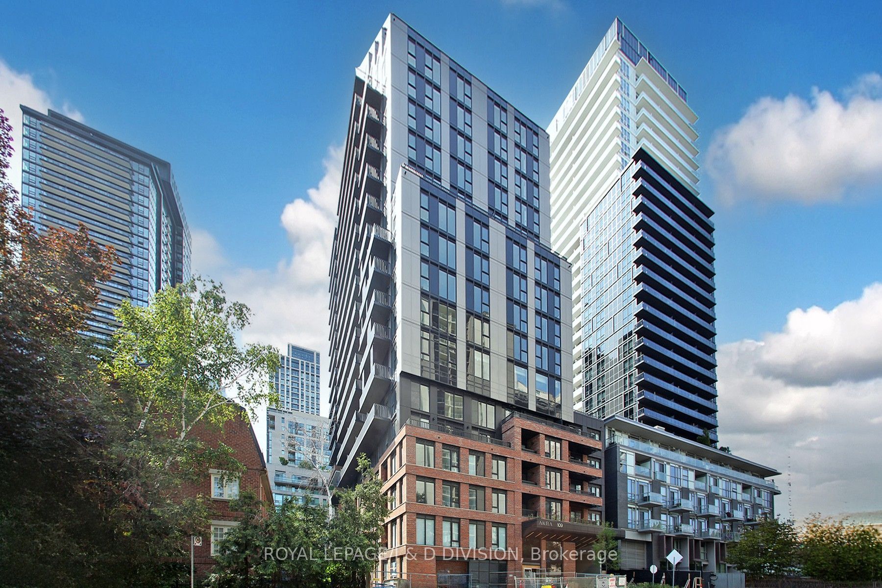 109 Erskine Avenue 1304, Toronto, ON M4P 0G8 photo 2
