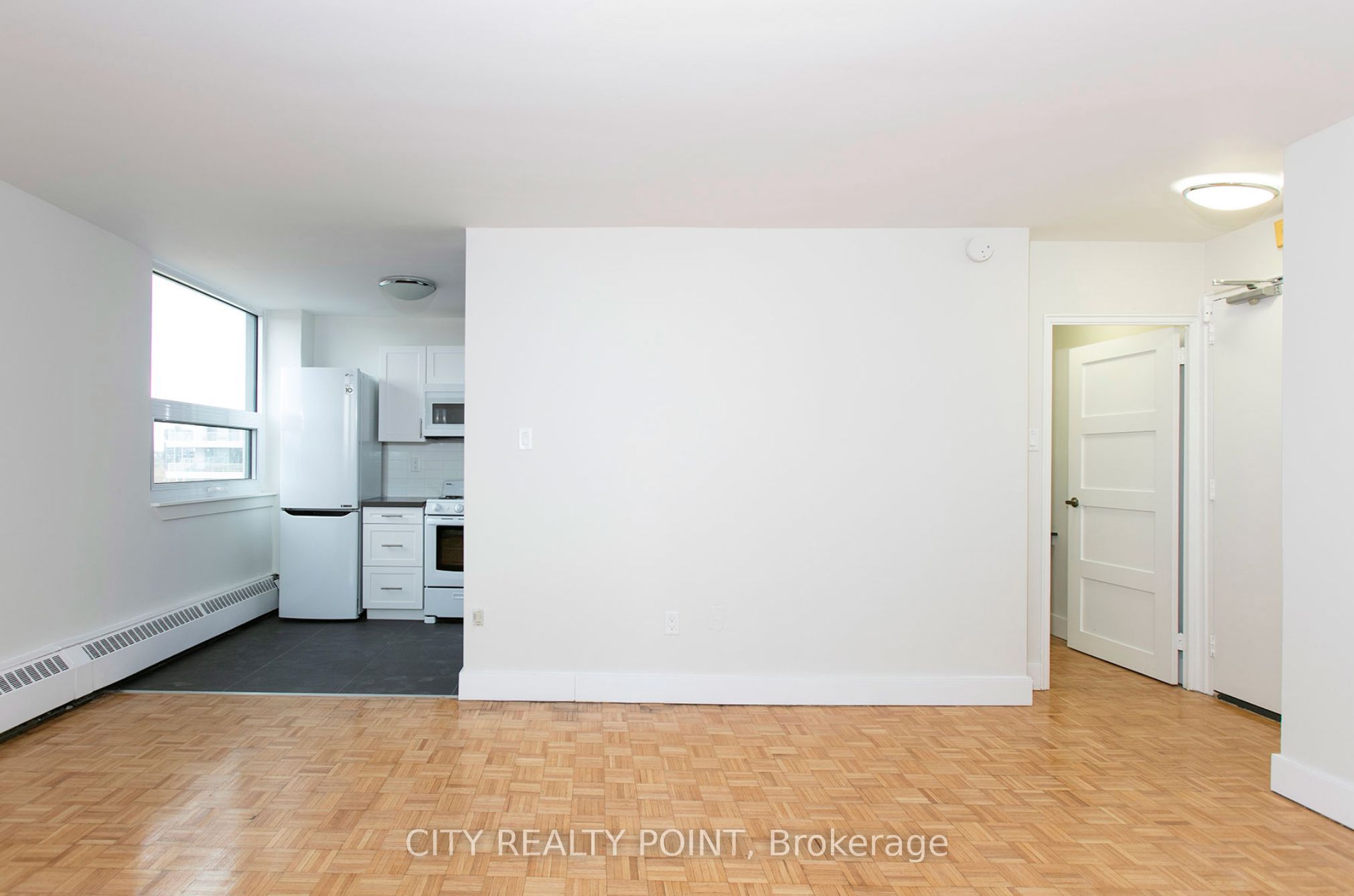 485 Huron Street 305, Toronto, ON M5R 2R5 photo 3