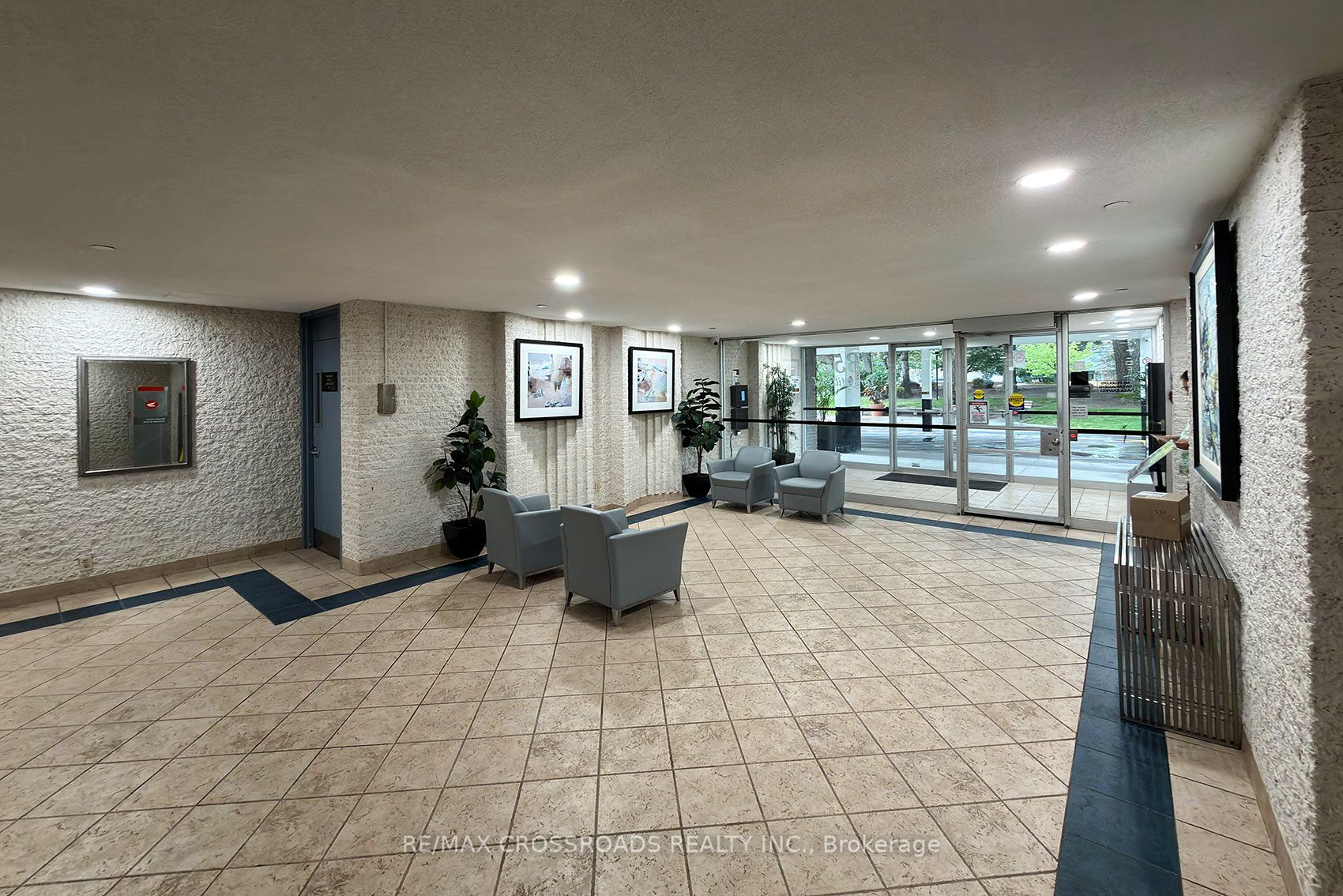 1350 York Mills Road 906, Toronto, ON M3A 1Z9 photo 5