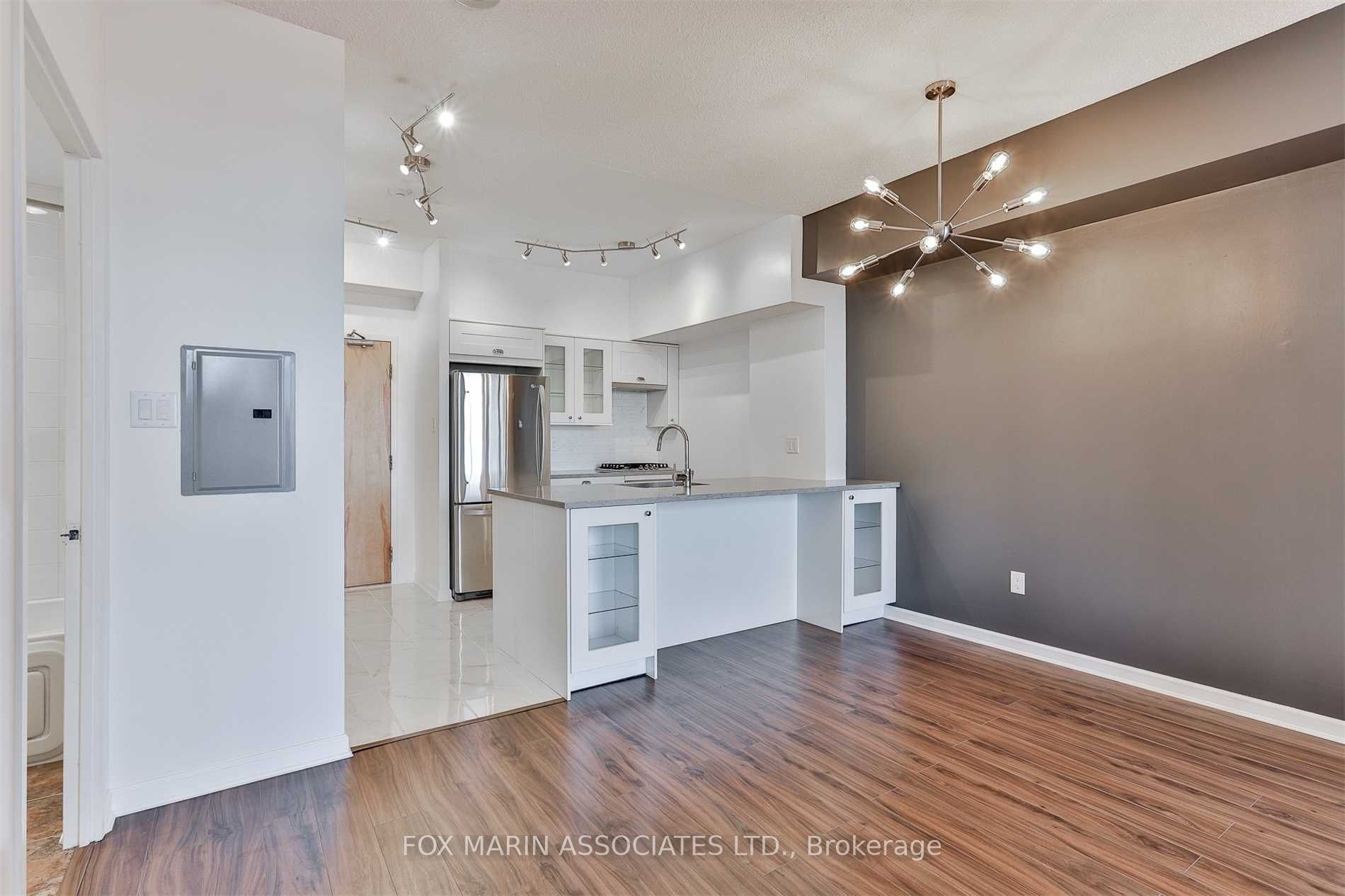 39 Parliament Street 1108, Toronto, ON M5A 4R2 photo 2