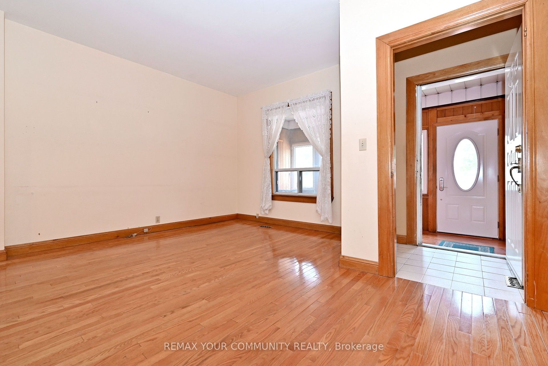 520 Dufferin Street, Toronto, ON M6K 2A6 photo 4
