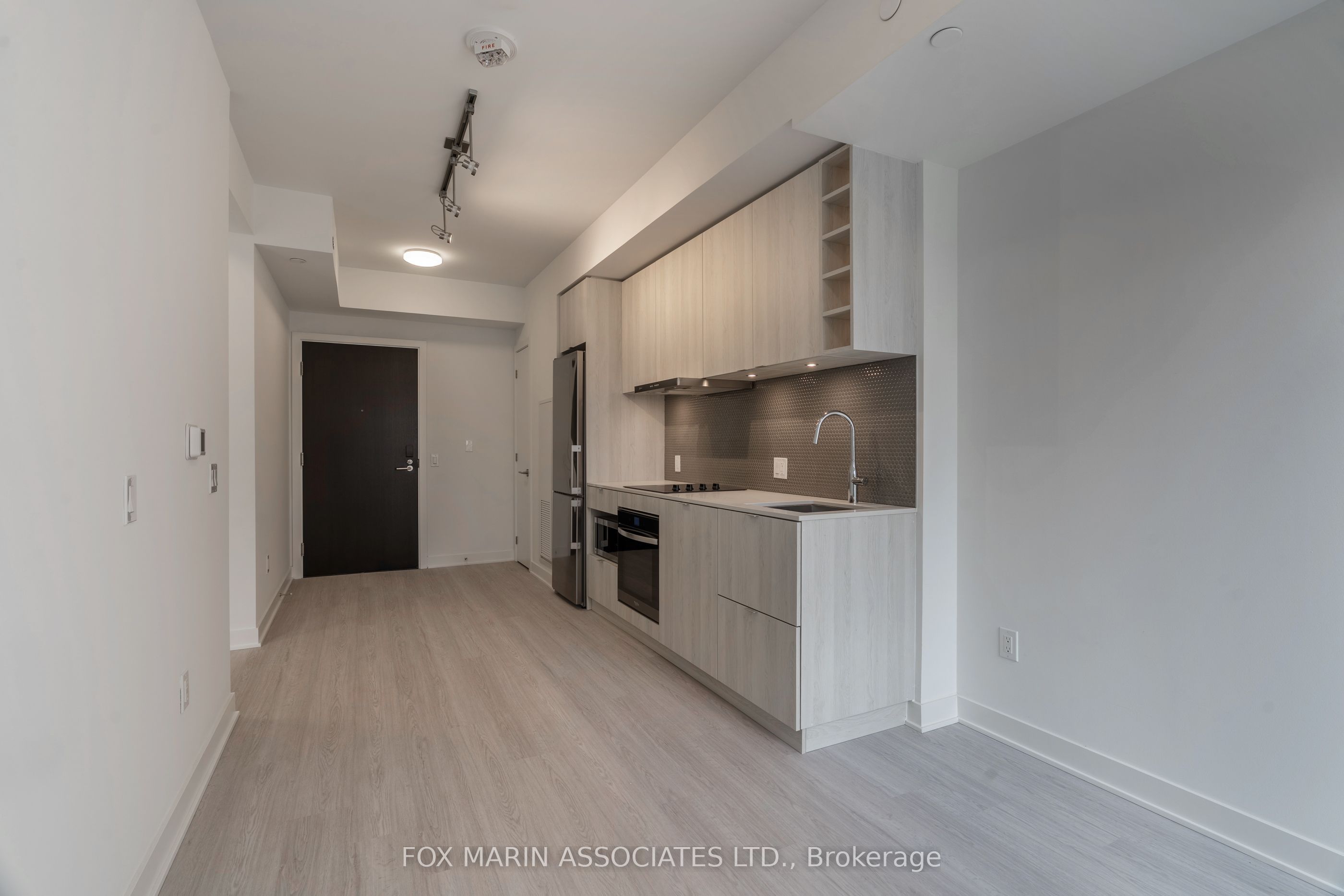 11 Yorkville Avenue 713, Toronto, ON M4W 1L2 photo 5