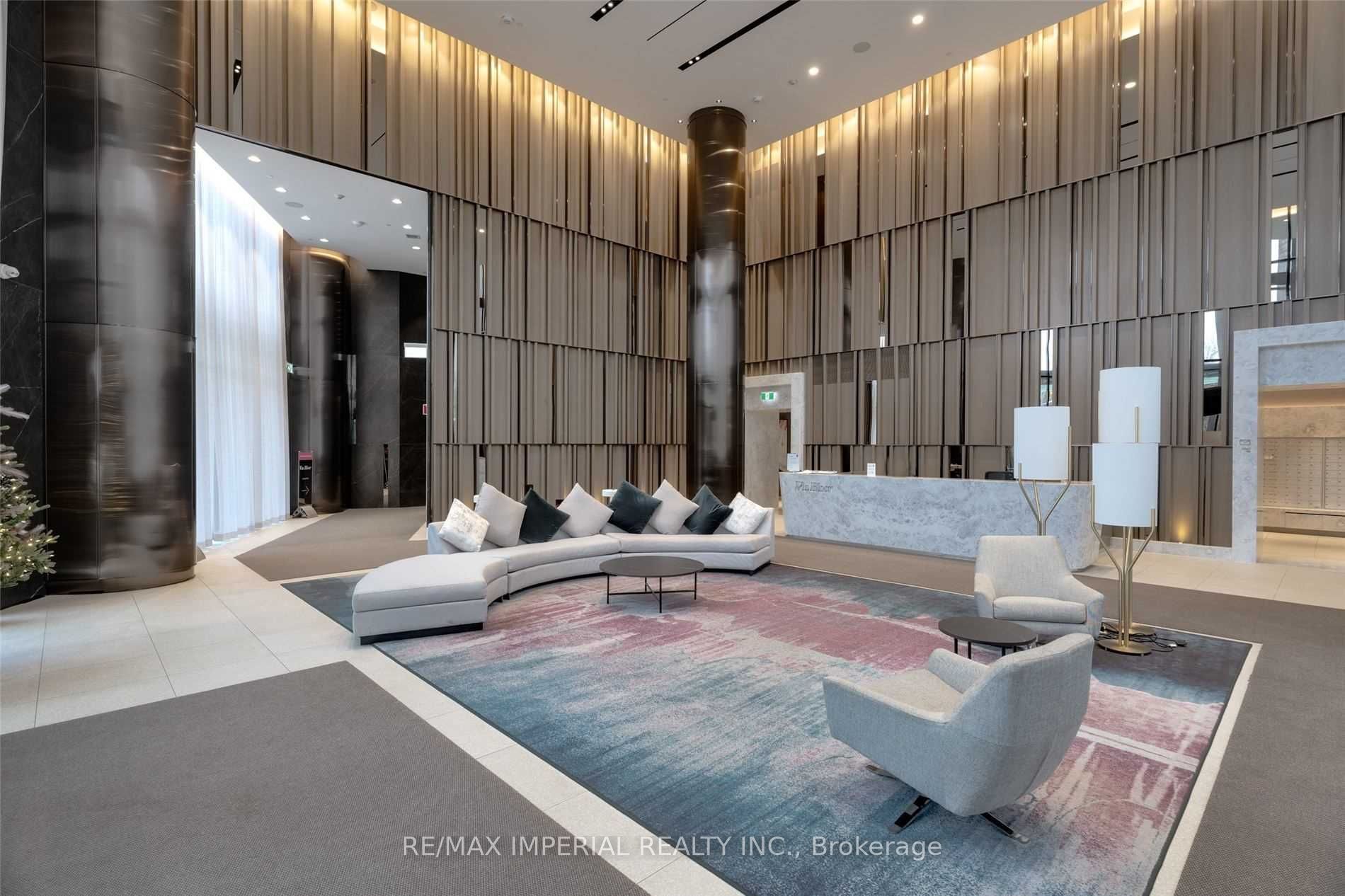 575 Bloor Street E 2410, Toronto, ON M4W 0B2 photo 5