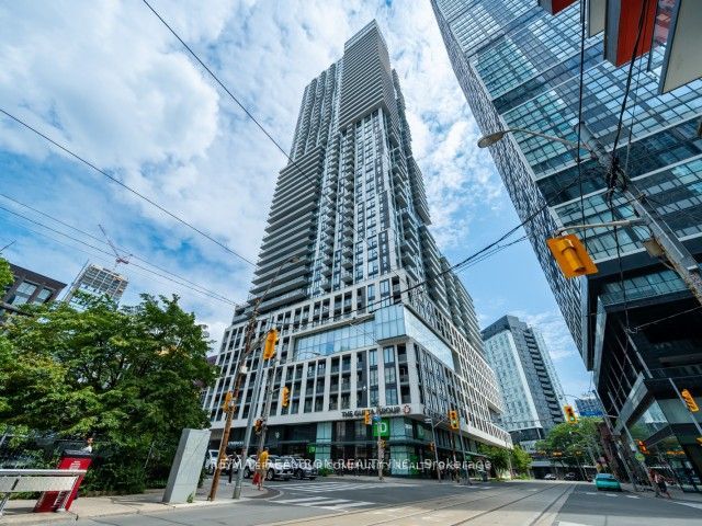 251 Jarvis Street 1009, Toronto, ON M5B 0C3 photo 2