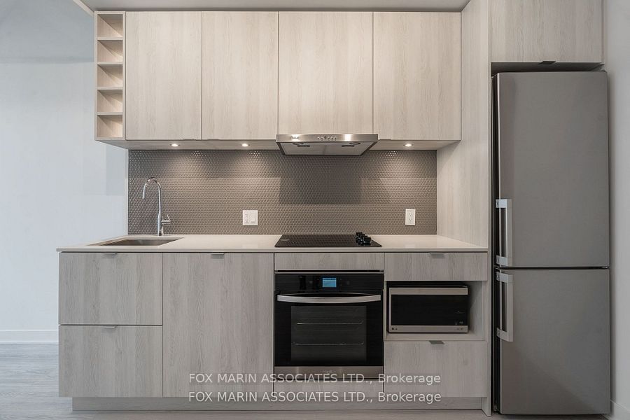 11 Yorkville Avenue 506, Toronto, ON M4W 1L2 photo 4