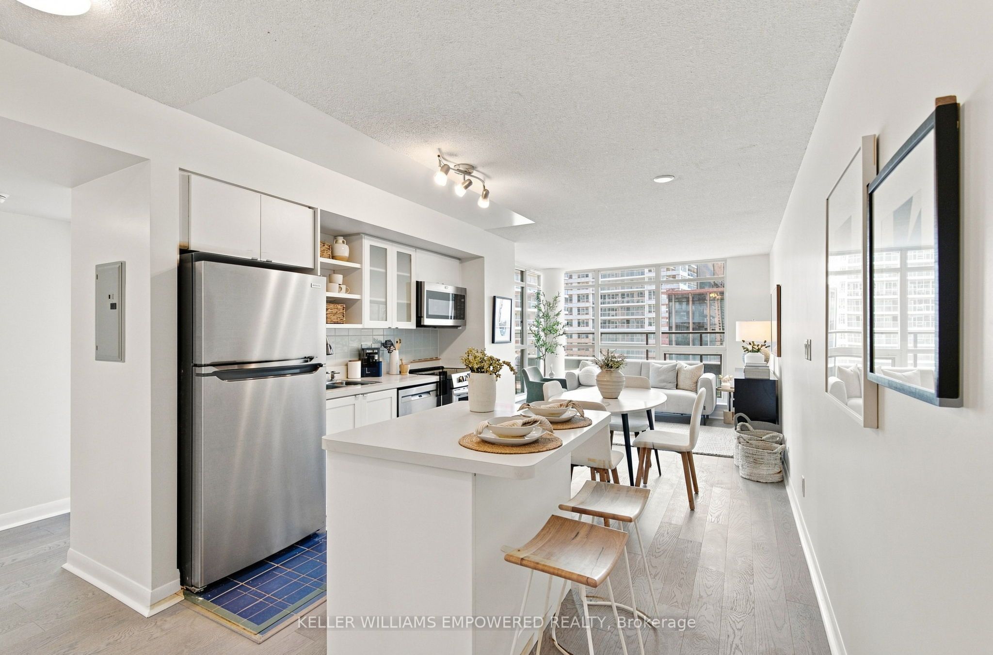 600 Fleet Street 1002, Toronto, ON M5V 1B7