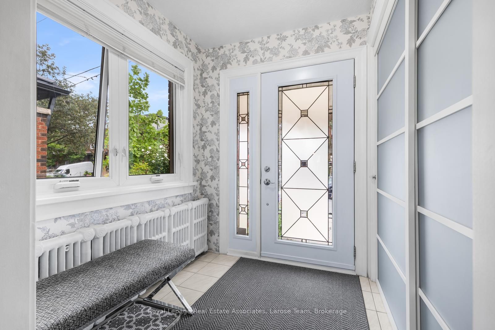 134 Holland Park Avenue, Toronto, ON M6E 1L6 photo 2