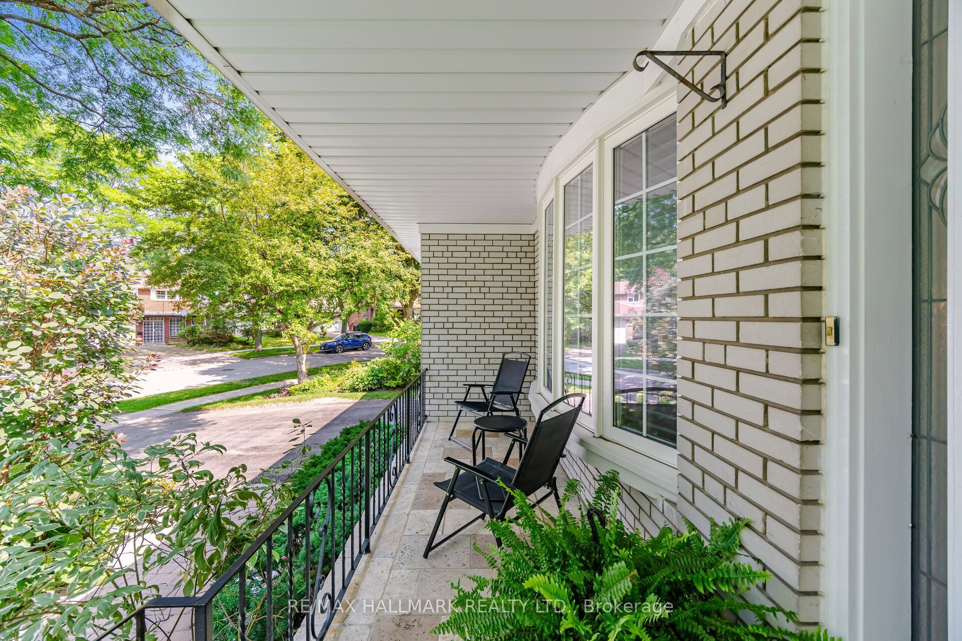 17 Wellesbourne Crescent, Toronto, ON M2H 1Y6 photo 4