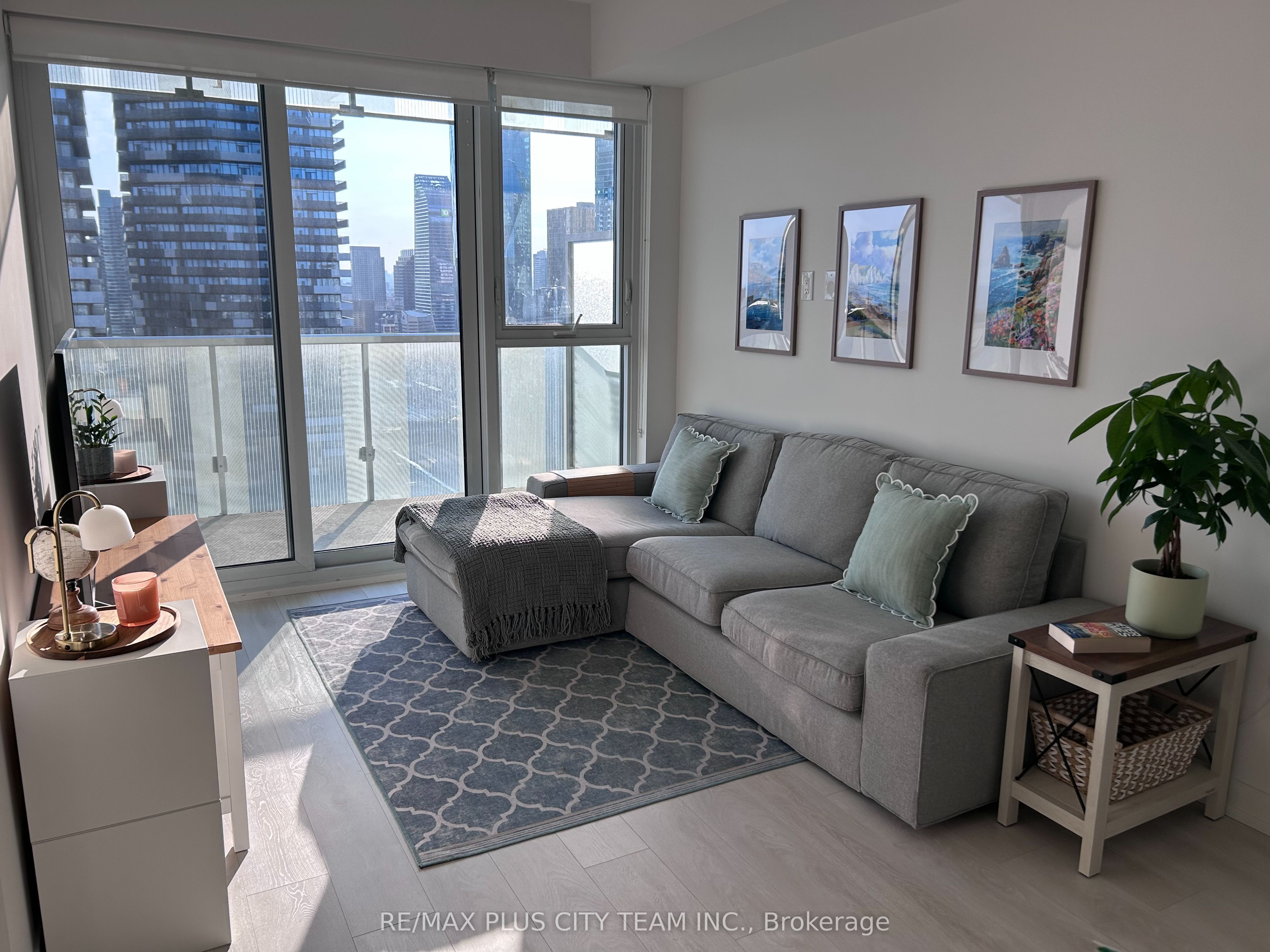 15 Lower Jarvis Street 3808, Toronto, ON M5E 0C4 photo 2