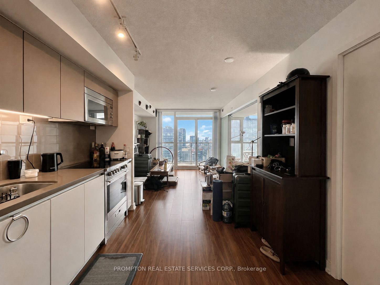 75 Queens Wharf Road 3310, Toronto, ON M5V 0J8