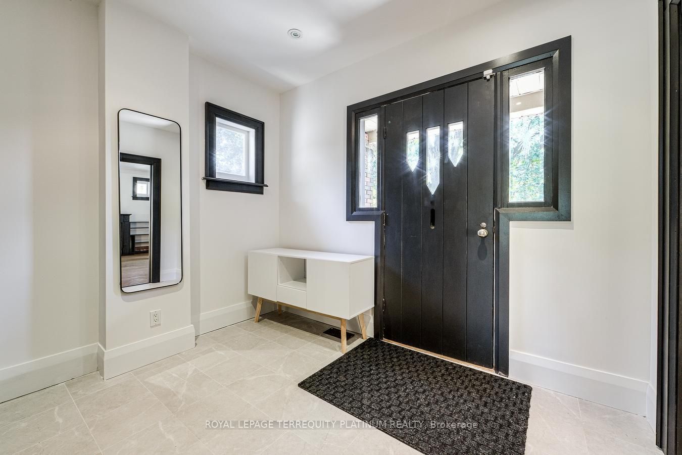 204 Ellerslie Avenue, Toronto, ON M2N 1Y4 photo 3