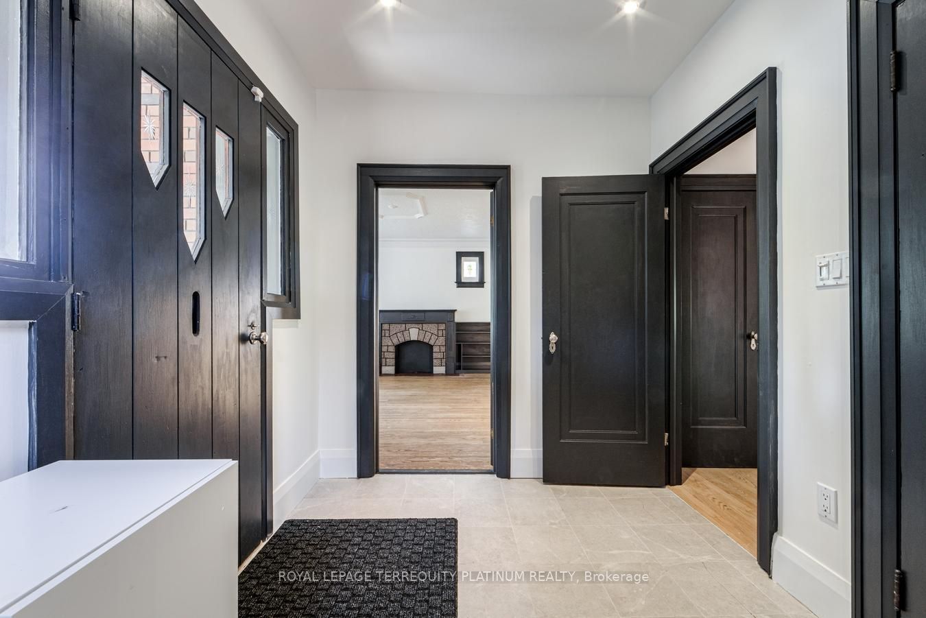 204 Ellerslie Avenue, Toronto, ON M2N 1Y4 photo 4