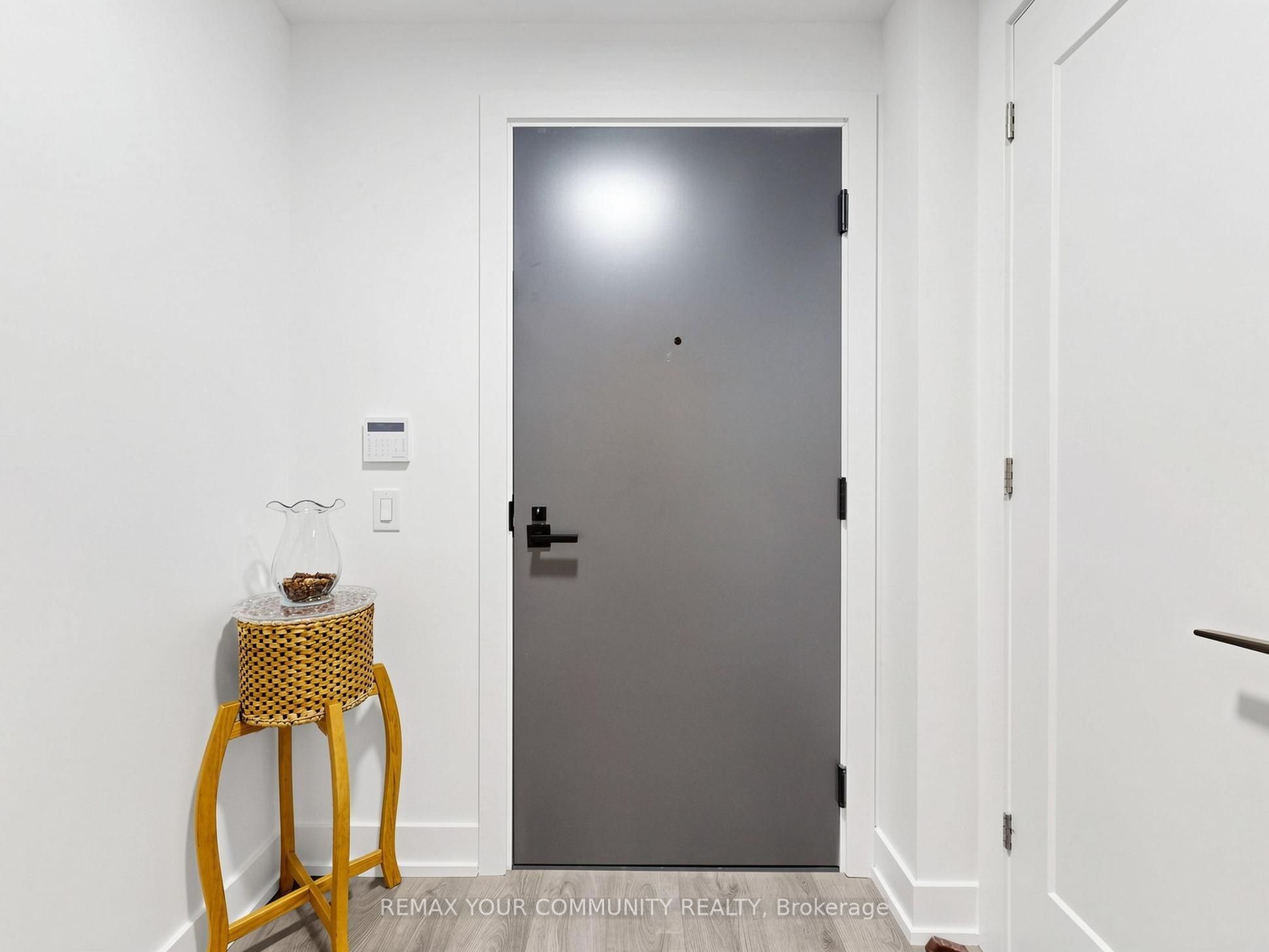 25 Adra Grado Way 963, Toronto, ON M2J 0H6 photo 4