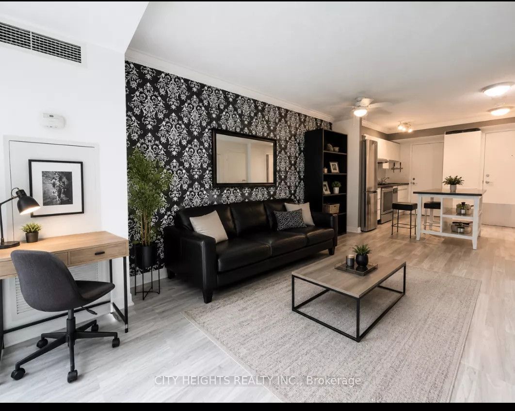 600 Fleet Street 811, Toronto, ON M5V 1B7 photo 4