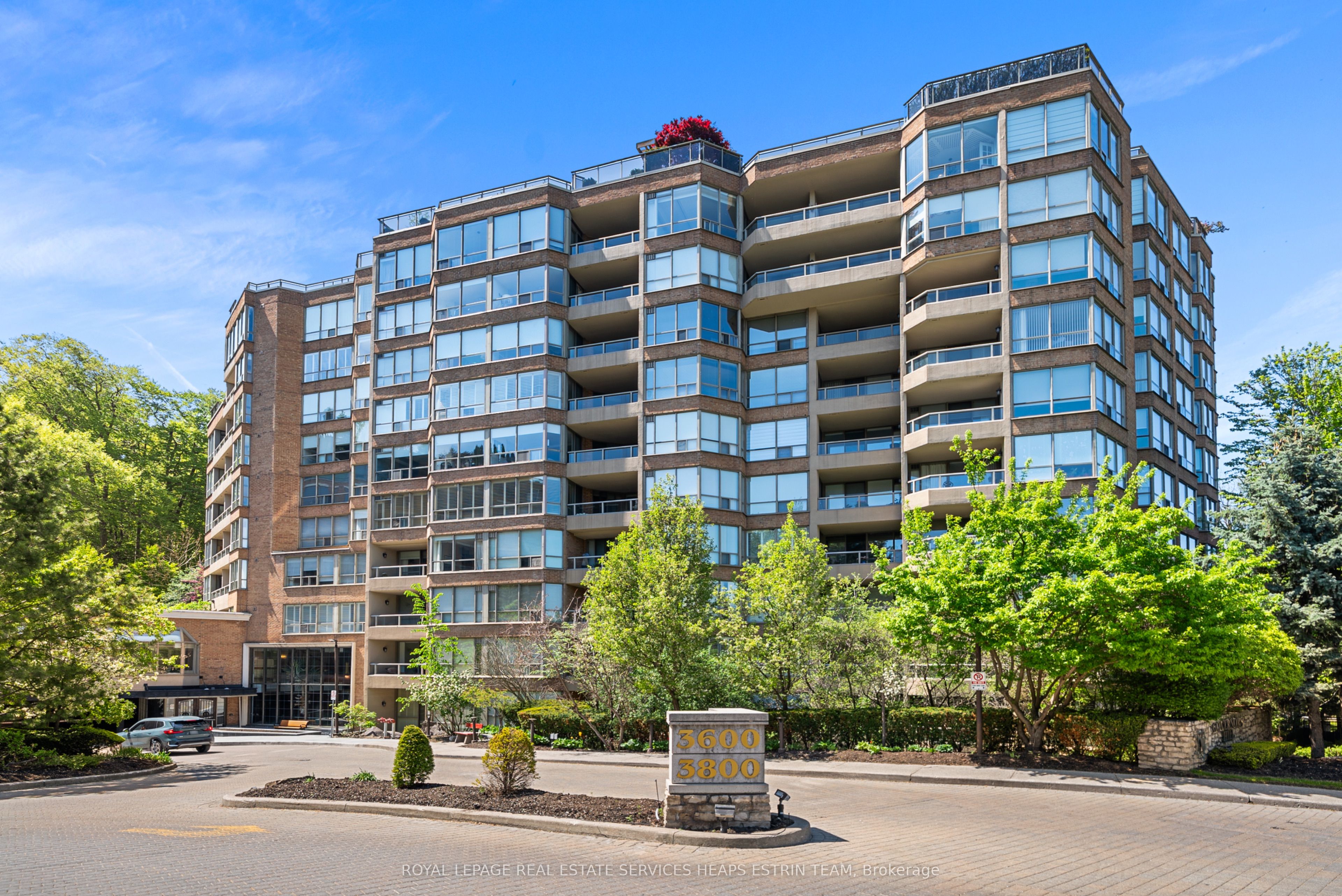 3800 Yonge Street 503, Toronto, ON M4N 3P7