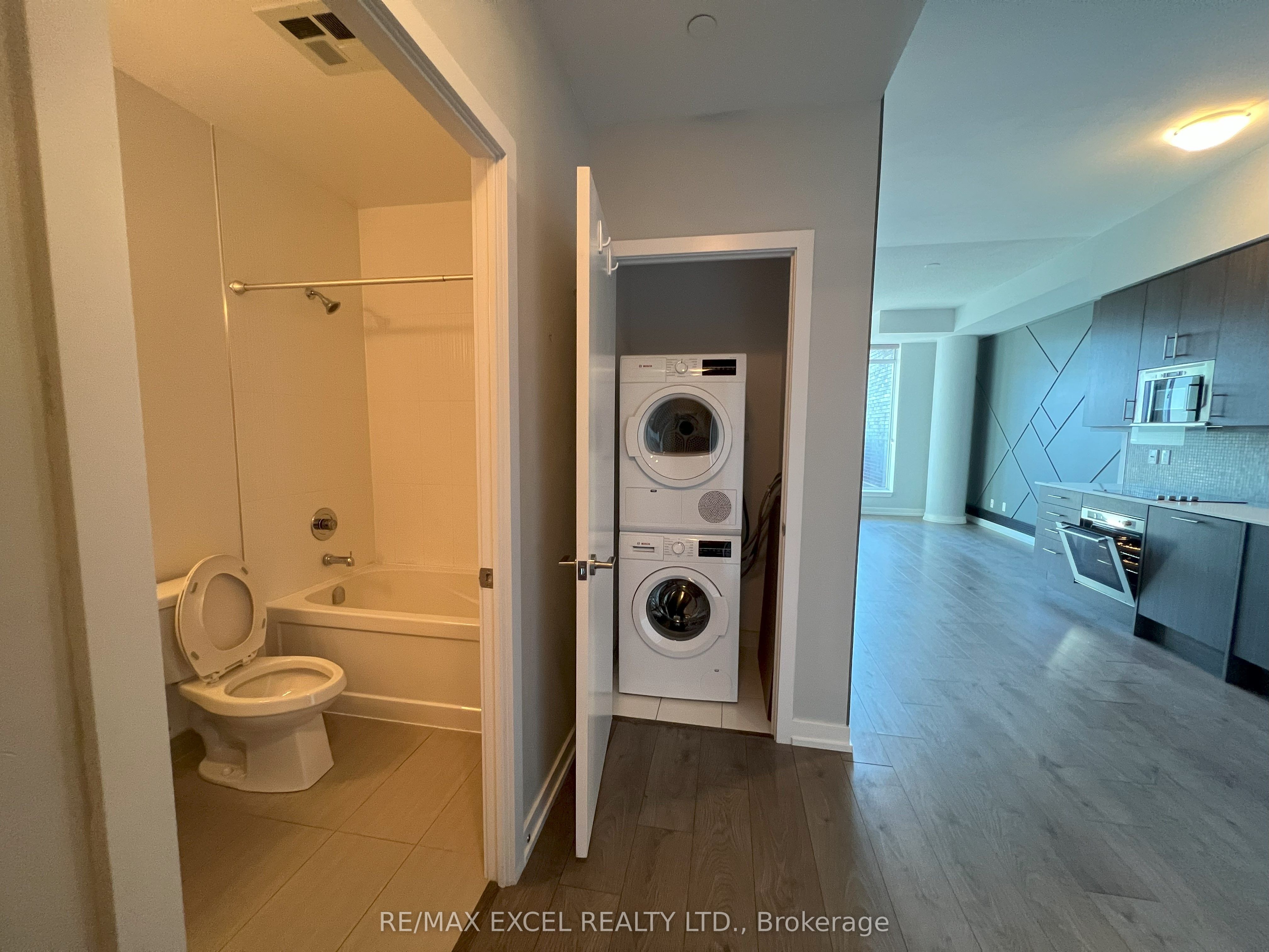 297 College Street 503, Toronto, ON M5T 0C2 photo 5