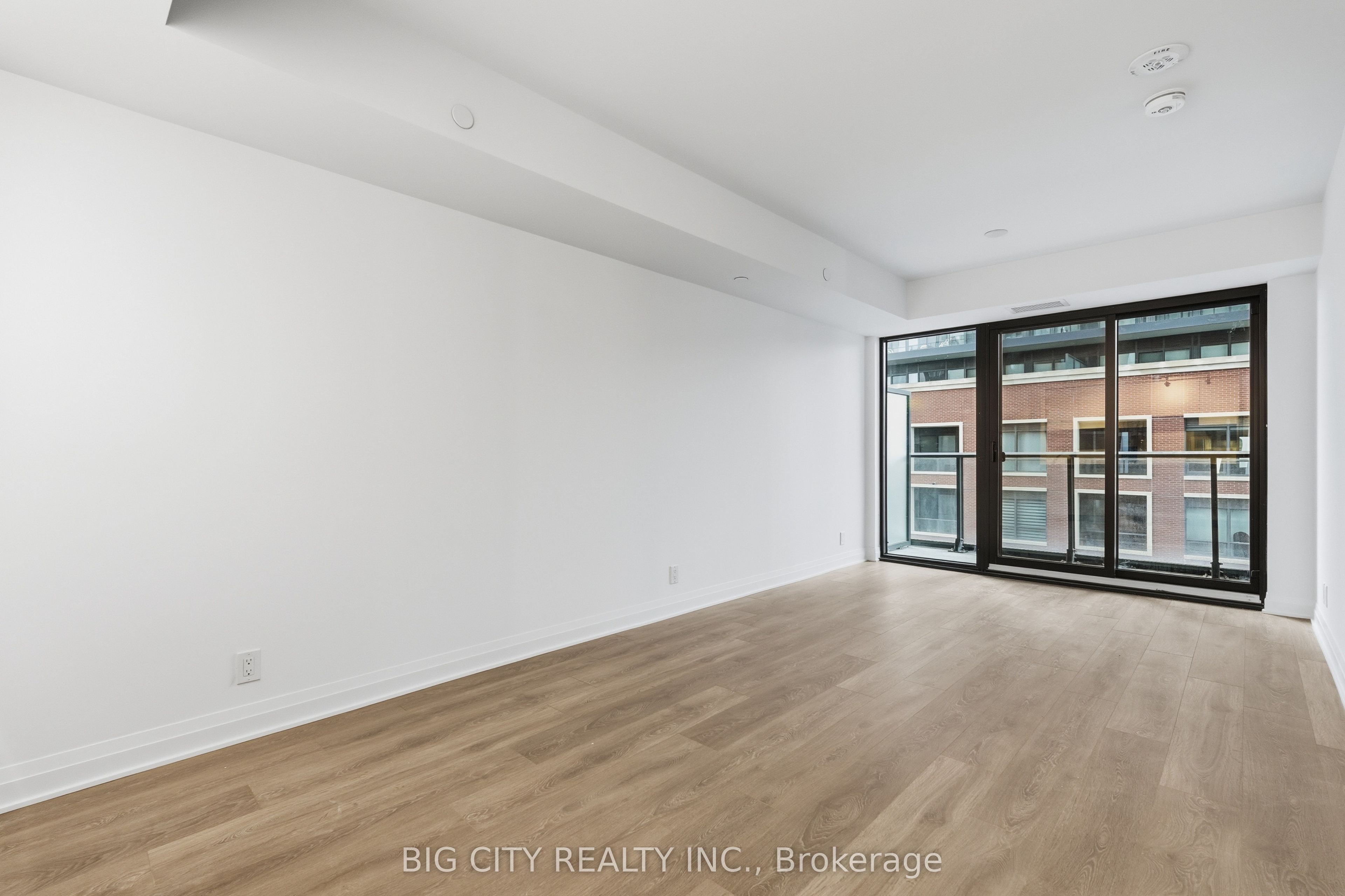 25 Frederick Todd Way 606, Toronto, ON M4G 0C9 photo 3