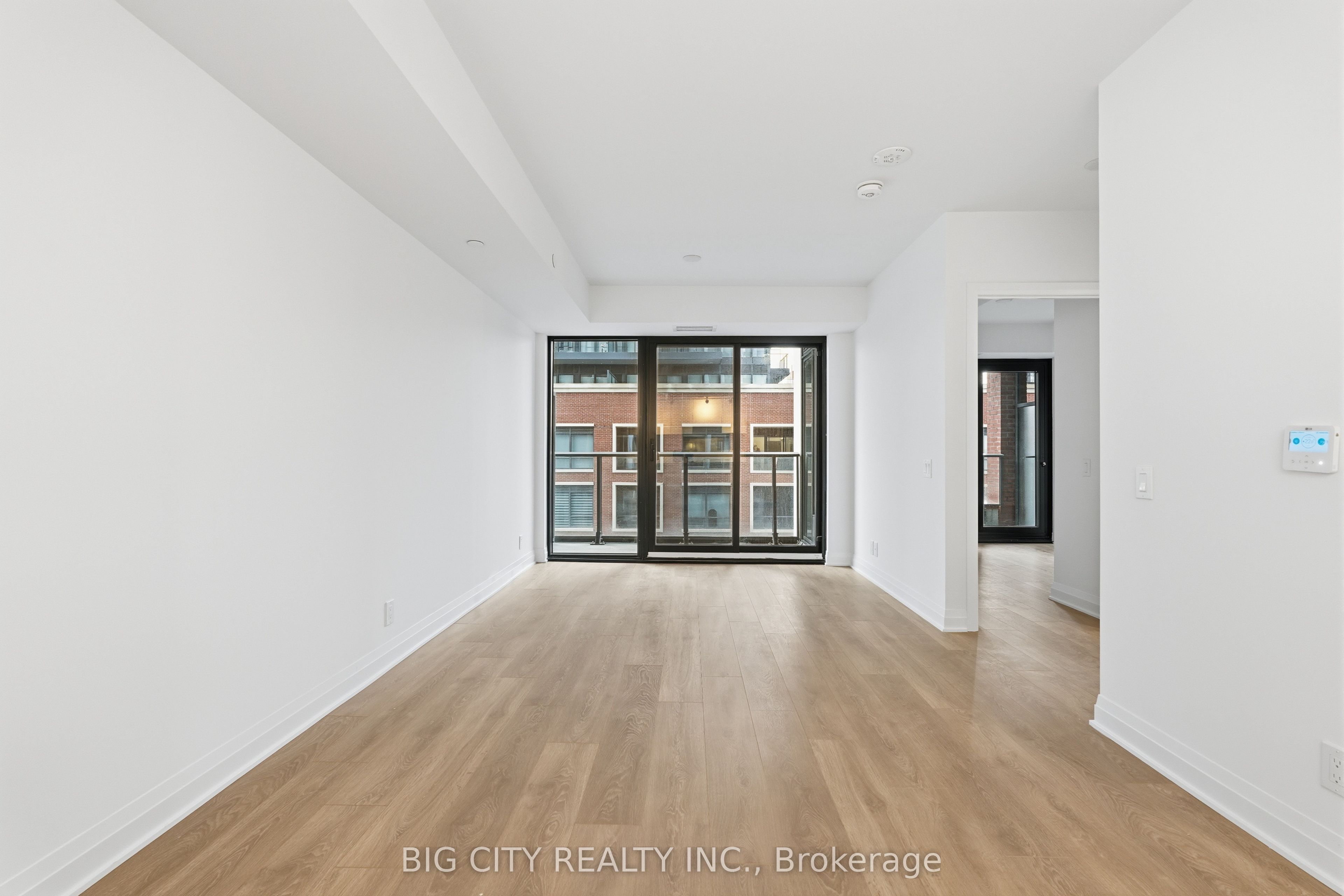 25 Frederick Todd Way 606, Toronto, ON M4G 0C9 photo 4