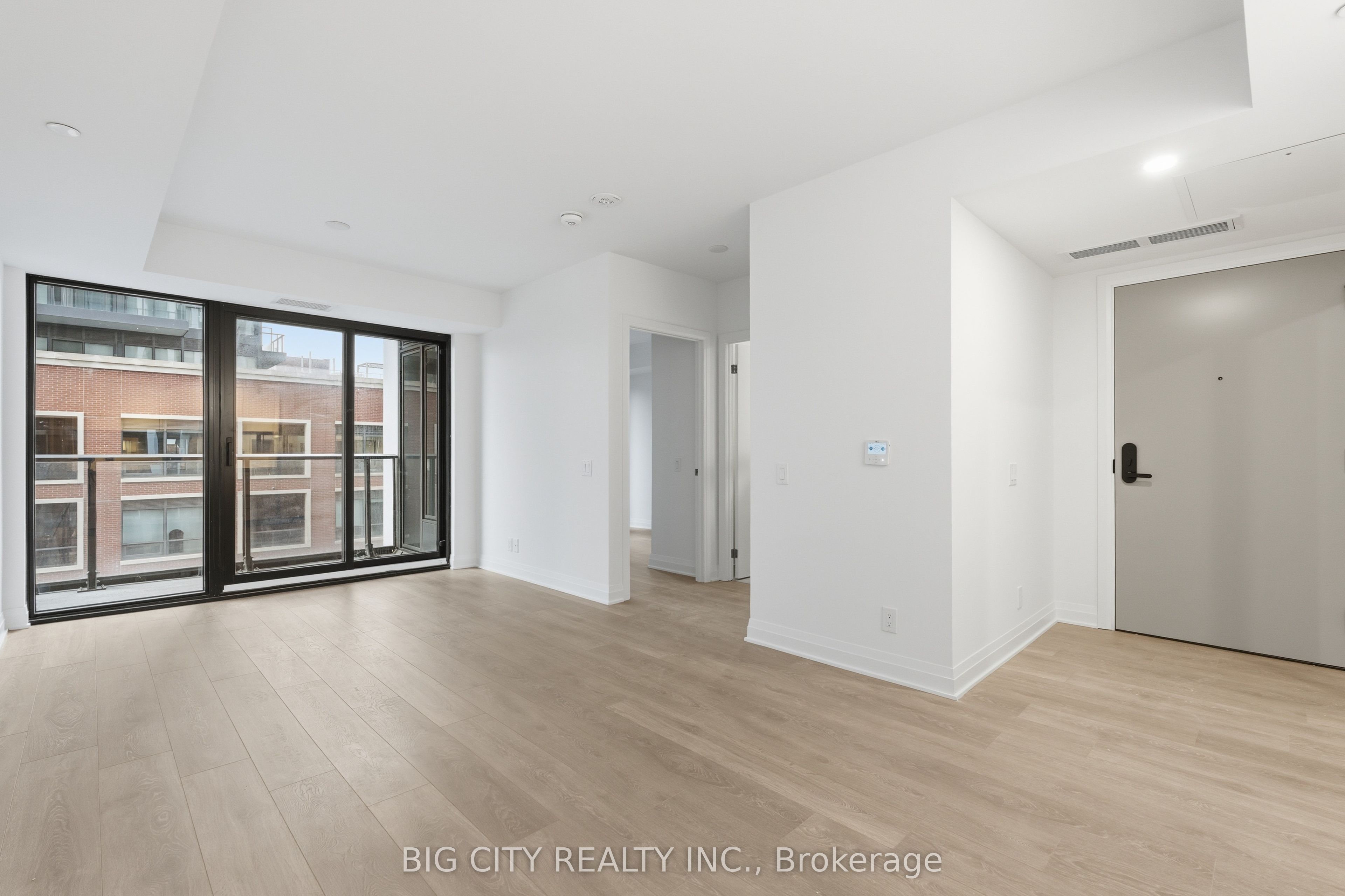 25 Frederick Todd Way 606, Toronto, ON M4G 0C9 photo 5