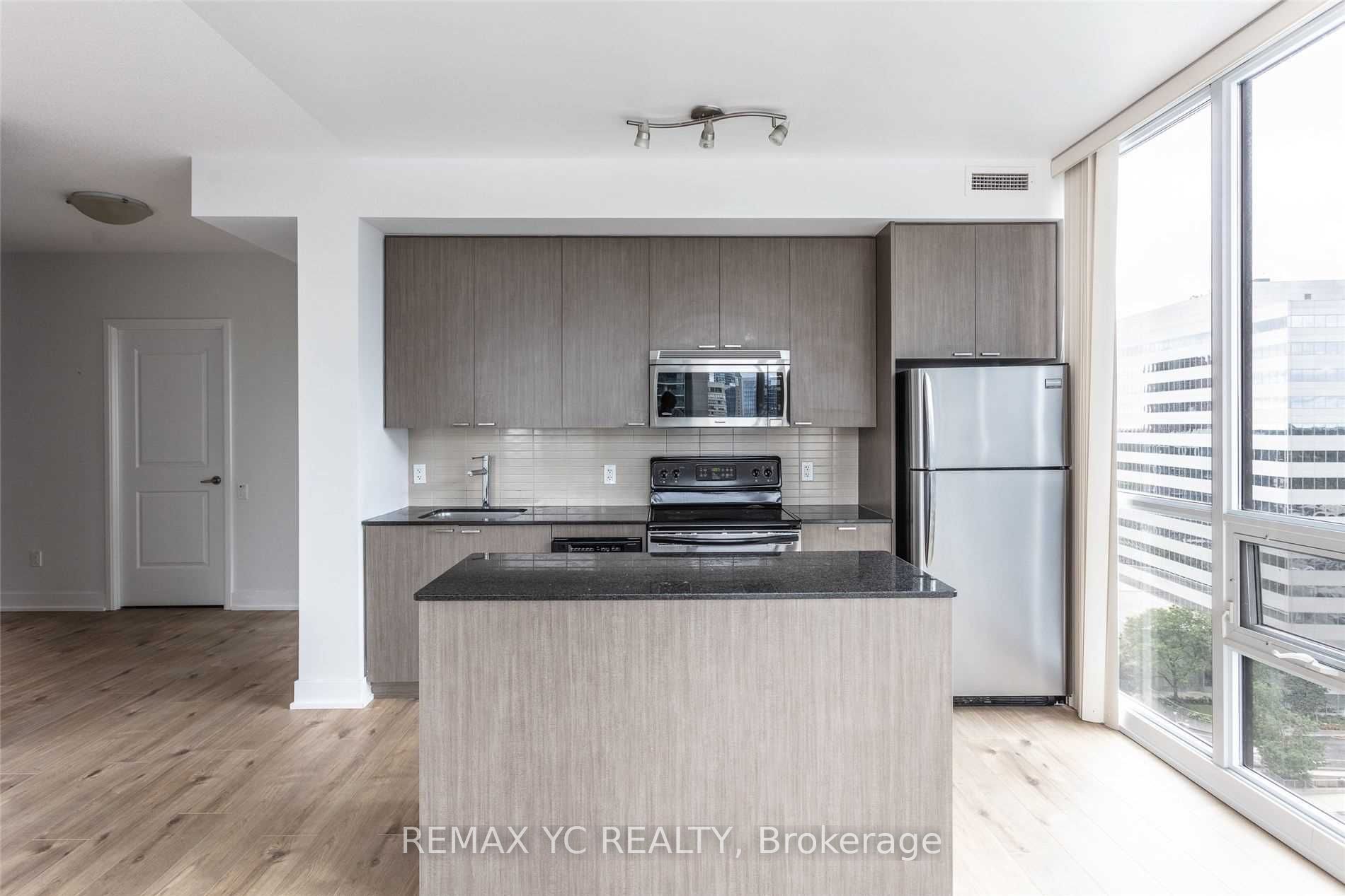 23 SHEPPARD Avenue E 1803, Toronto, ON M2N 0C8 photo 4