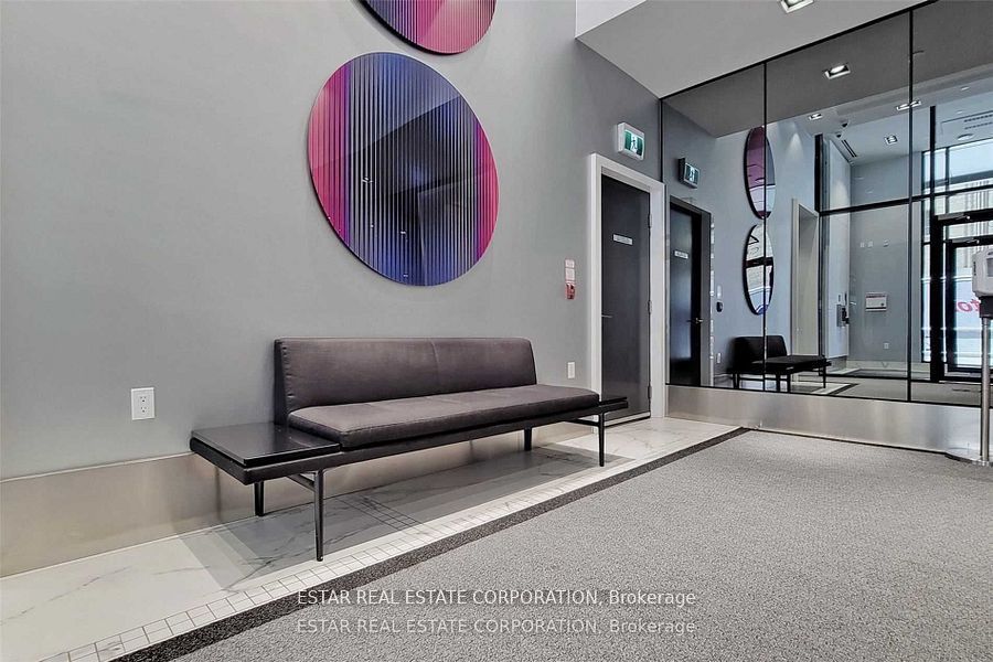 403 Church Street 1905, Toronto, ON M4Y 2C2 photo 3