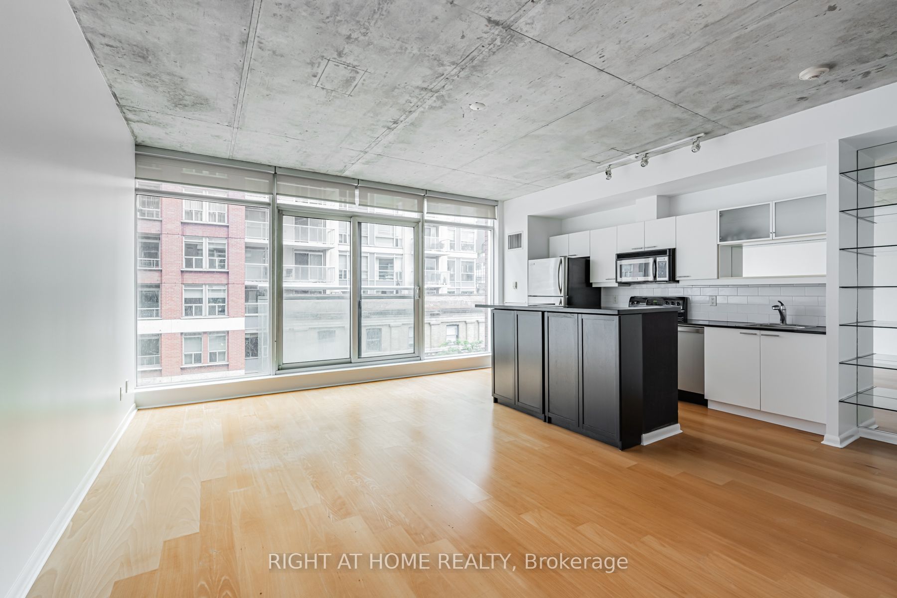 333 Adelaide St. East Street E 418, Toronto, ON M5A 4T4 photo 2
