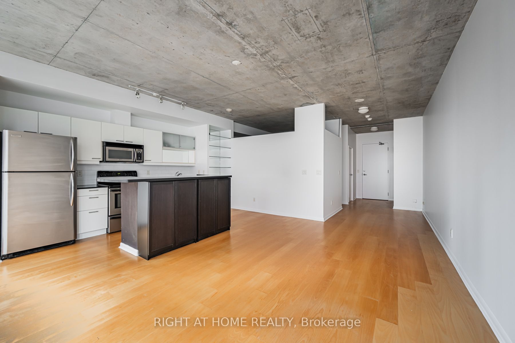 333 Adelaide St. East Street E 418, Toronto, ON M5A 4T4 photo 4