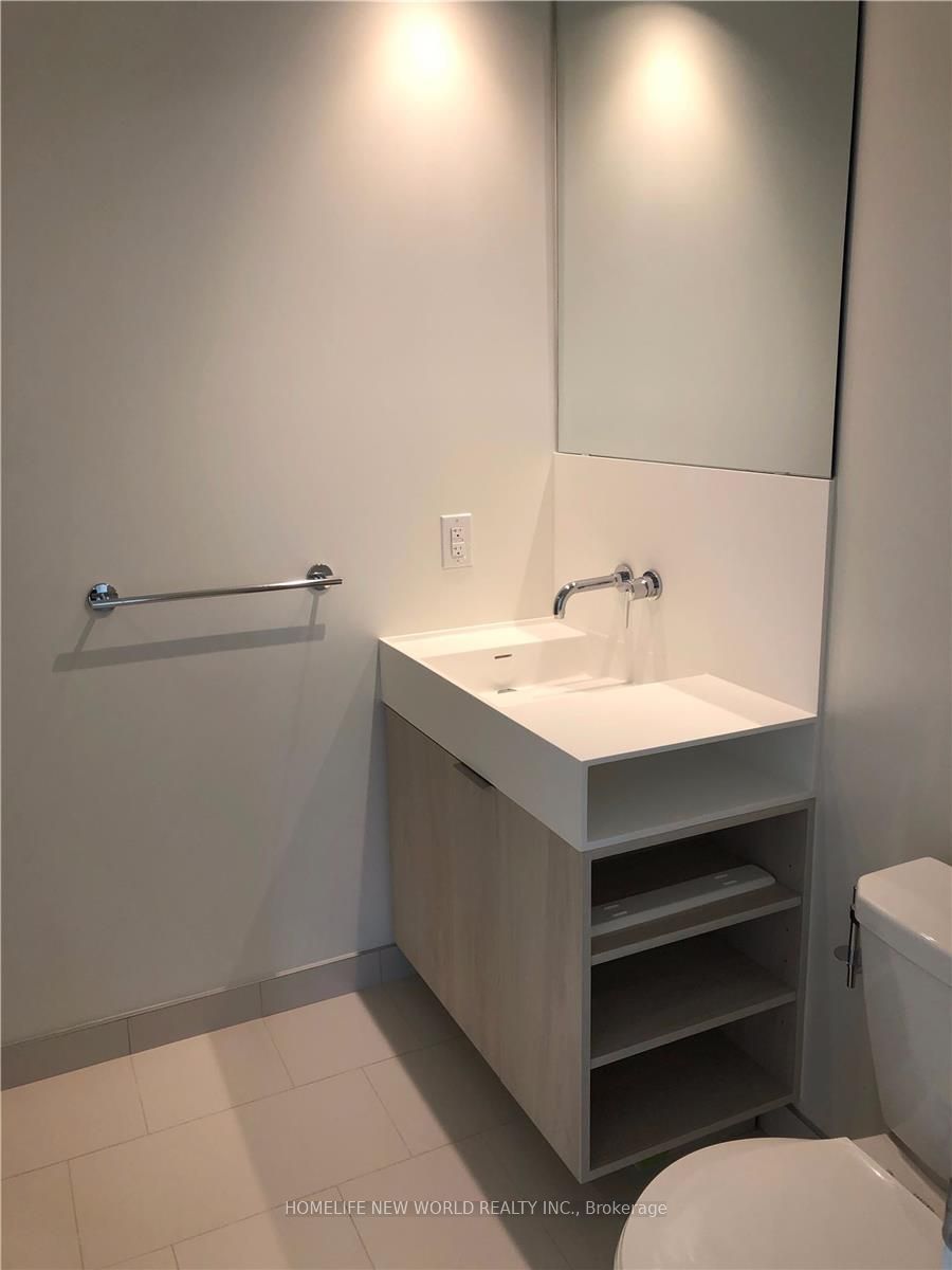 20 Richardson Street 2505, Toronto, ON M5A 0S6 photo 4
